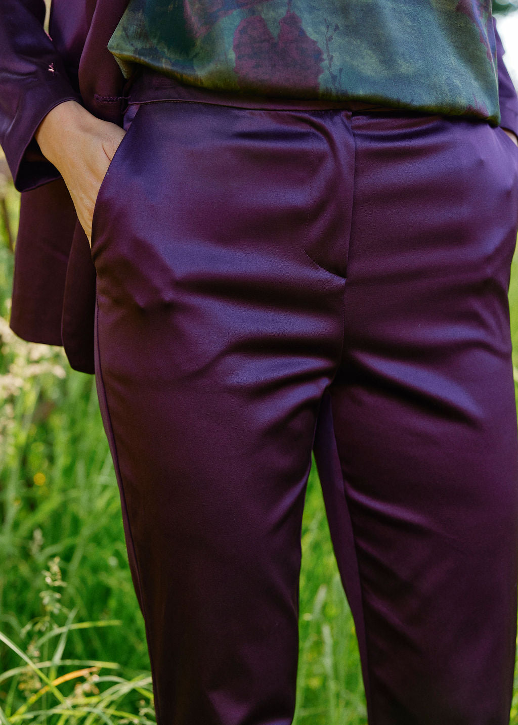 Pantalon En Satin Cloe violet mode femme Lauren Vidal 2