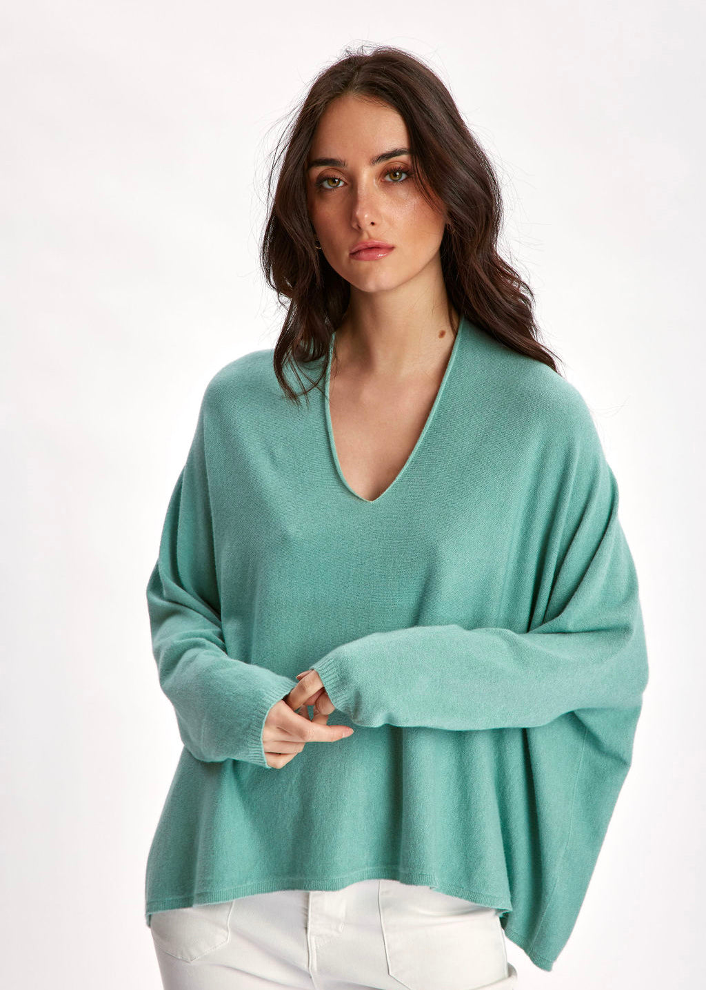 LIA OVERSIZED SWEATER