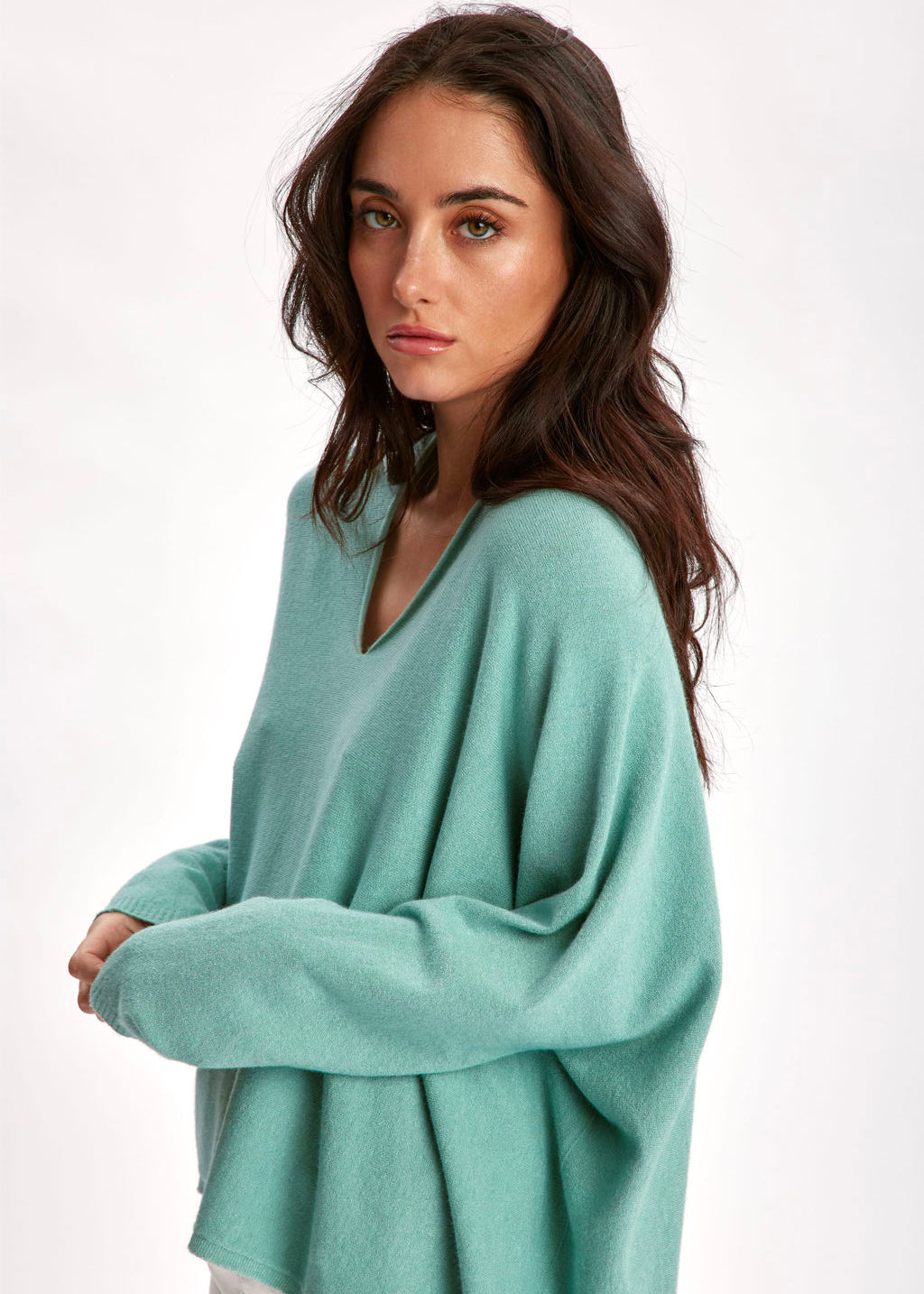 LIA OVERSIZED SWEATER