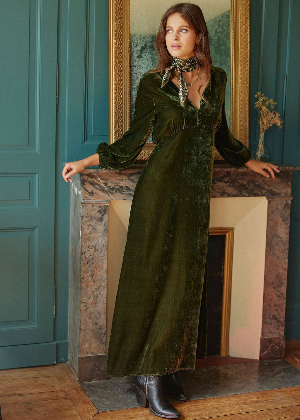 Robe Longue En Velours Vanda vert mode femme Lauren Vidal 8