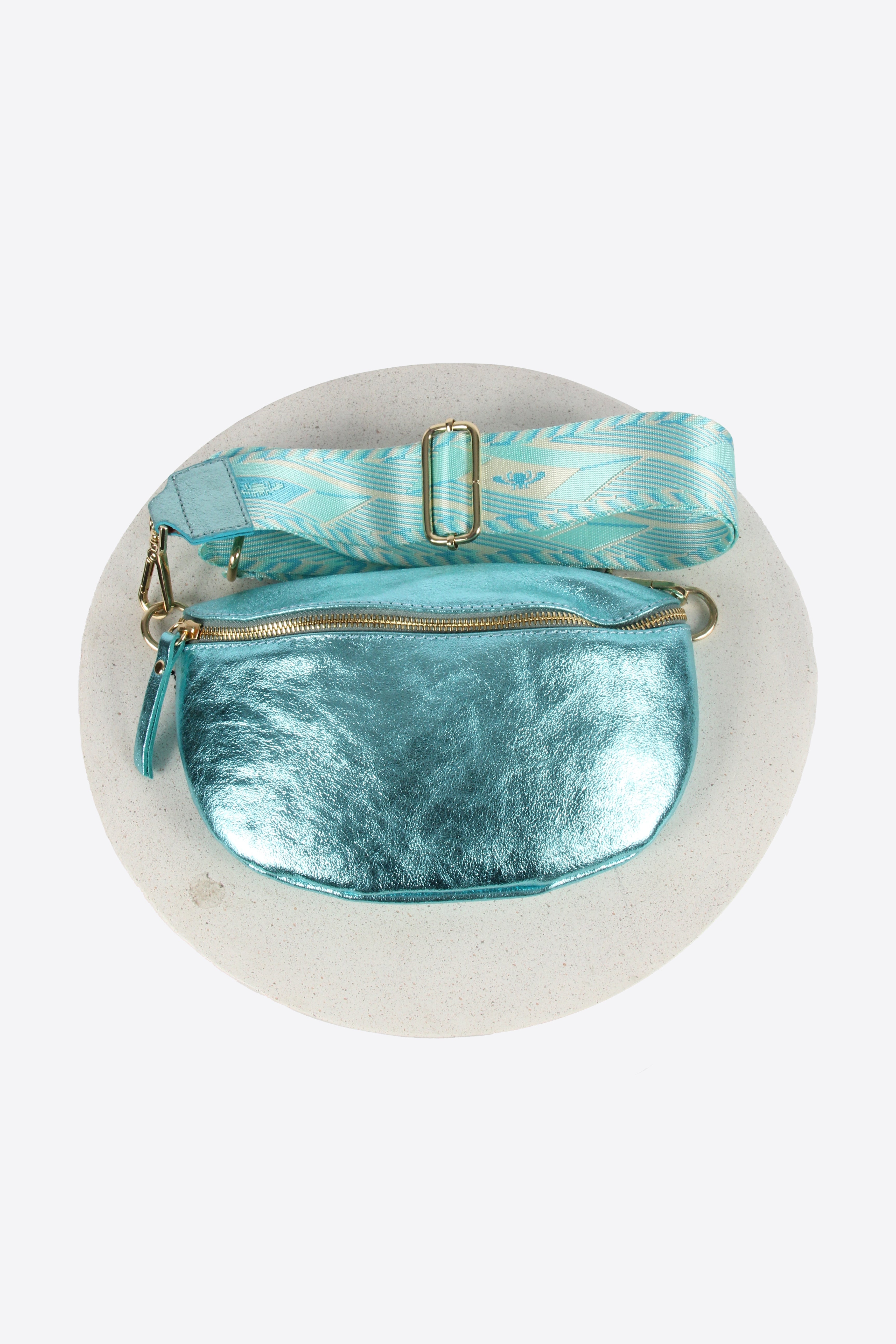BESACE EN CUIR LOLITA
