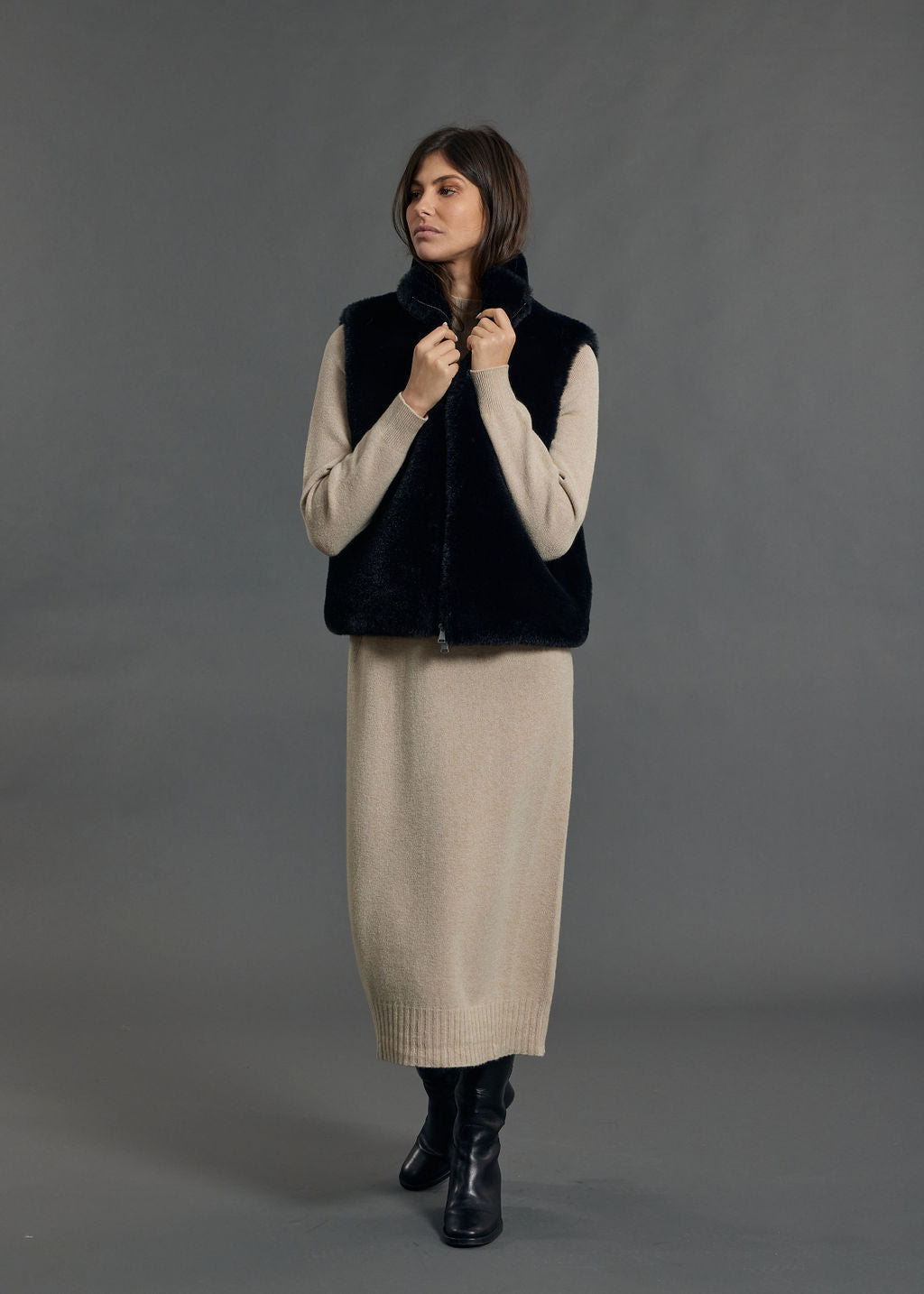 MOON FAUX FUR SLEEVELESS VEST - Lauren Vidal