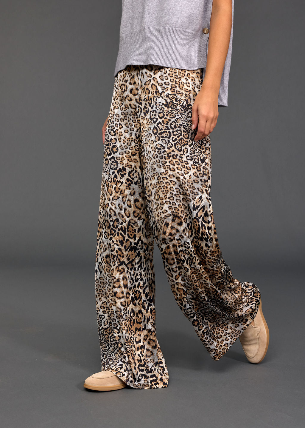 PAT PRINTED FLUID PANTS