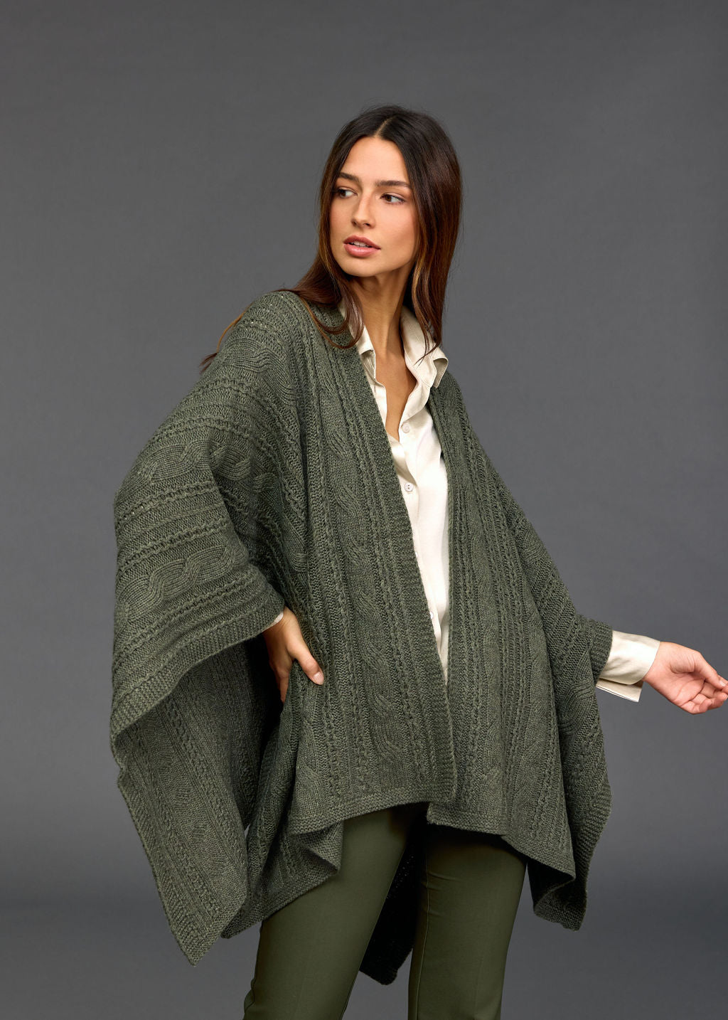 Roca Twisted Poncho