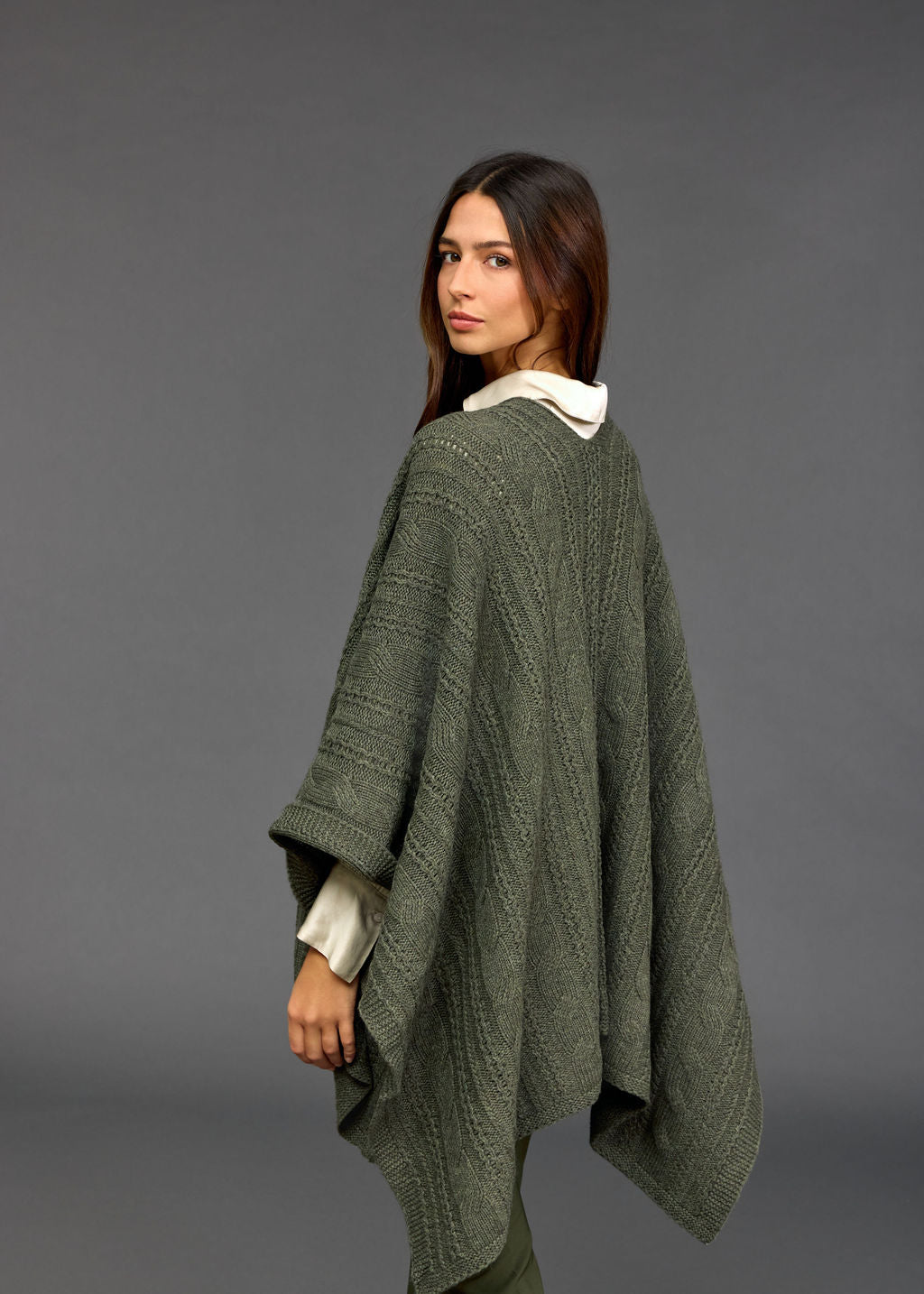 Roca Twisted Poncho