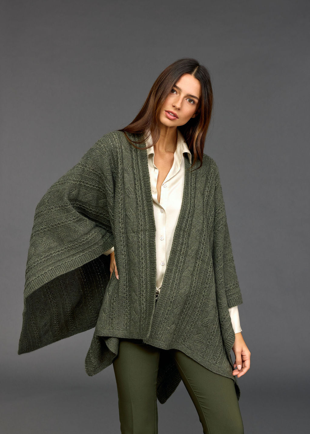 Roca Twisted Poncho