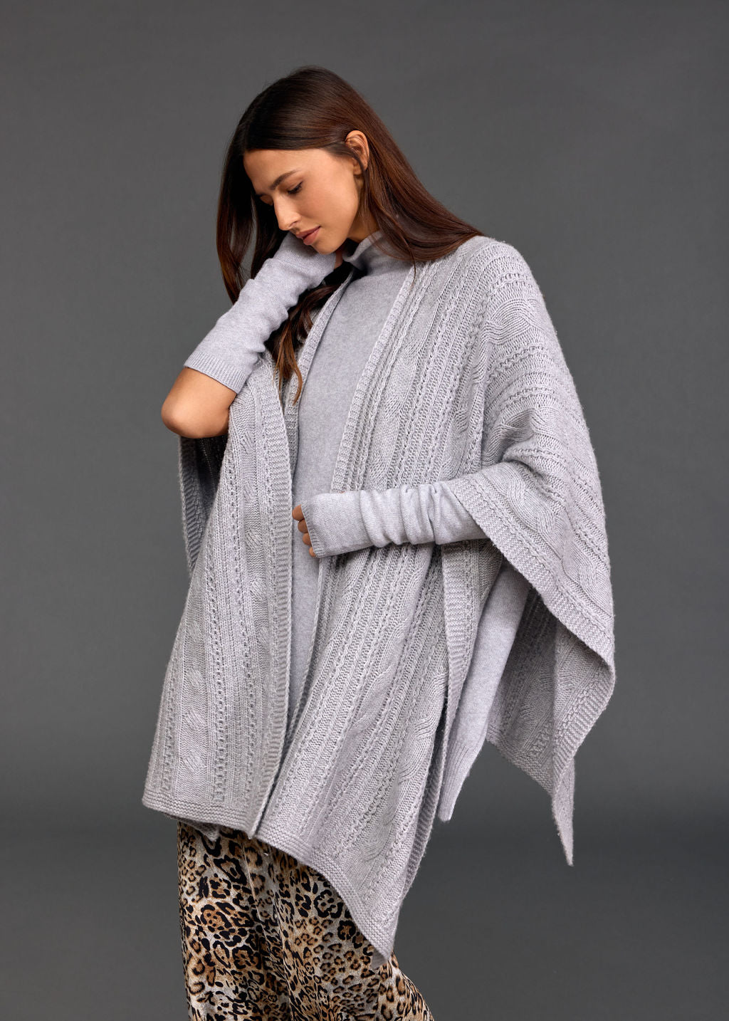 Roca Twisted Poncho