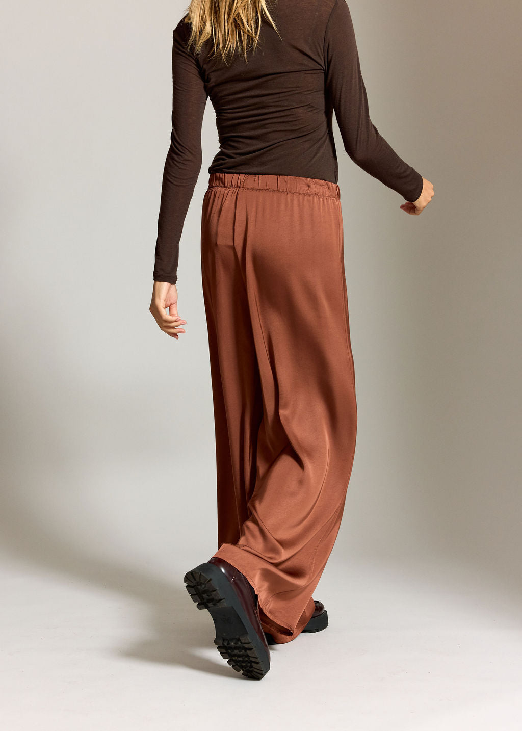 RICCI PLAIN FLUID PANTS