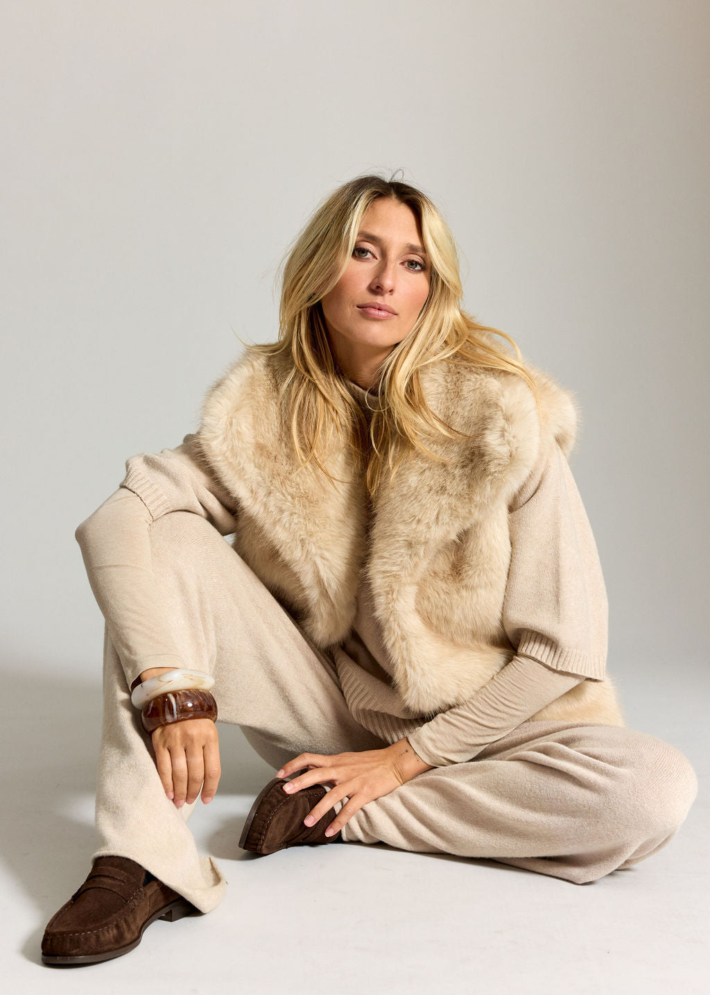 PANTALON JOGGING EN MAILLE RAQUEL SABLE