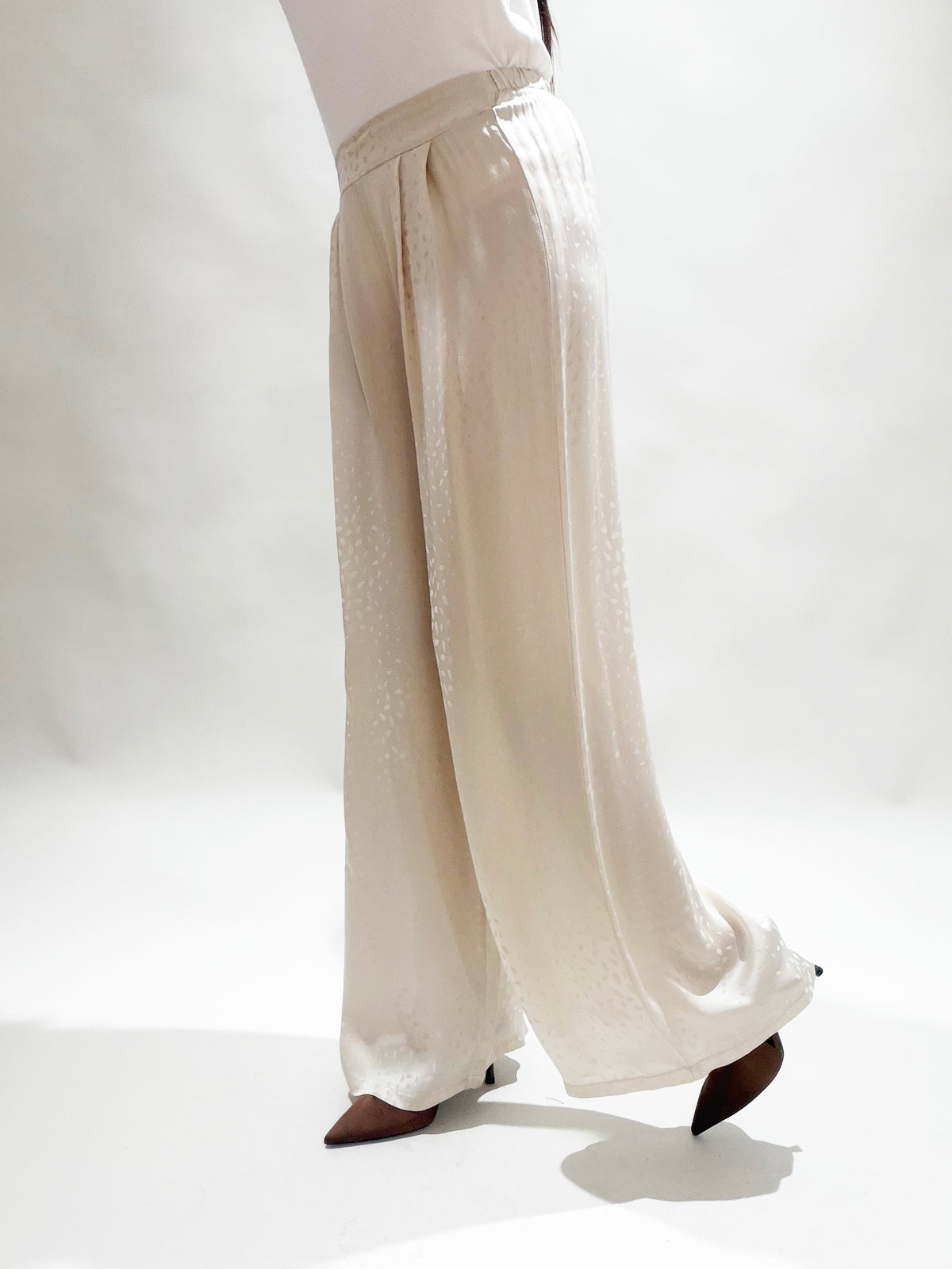 PANTALON LARGE EN VISCOSE JACQUARD WILLY CREME