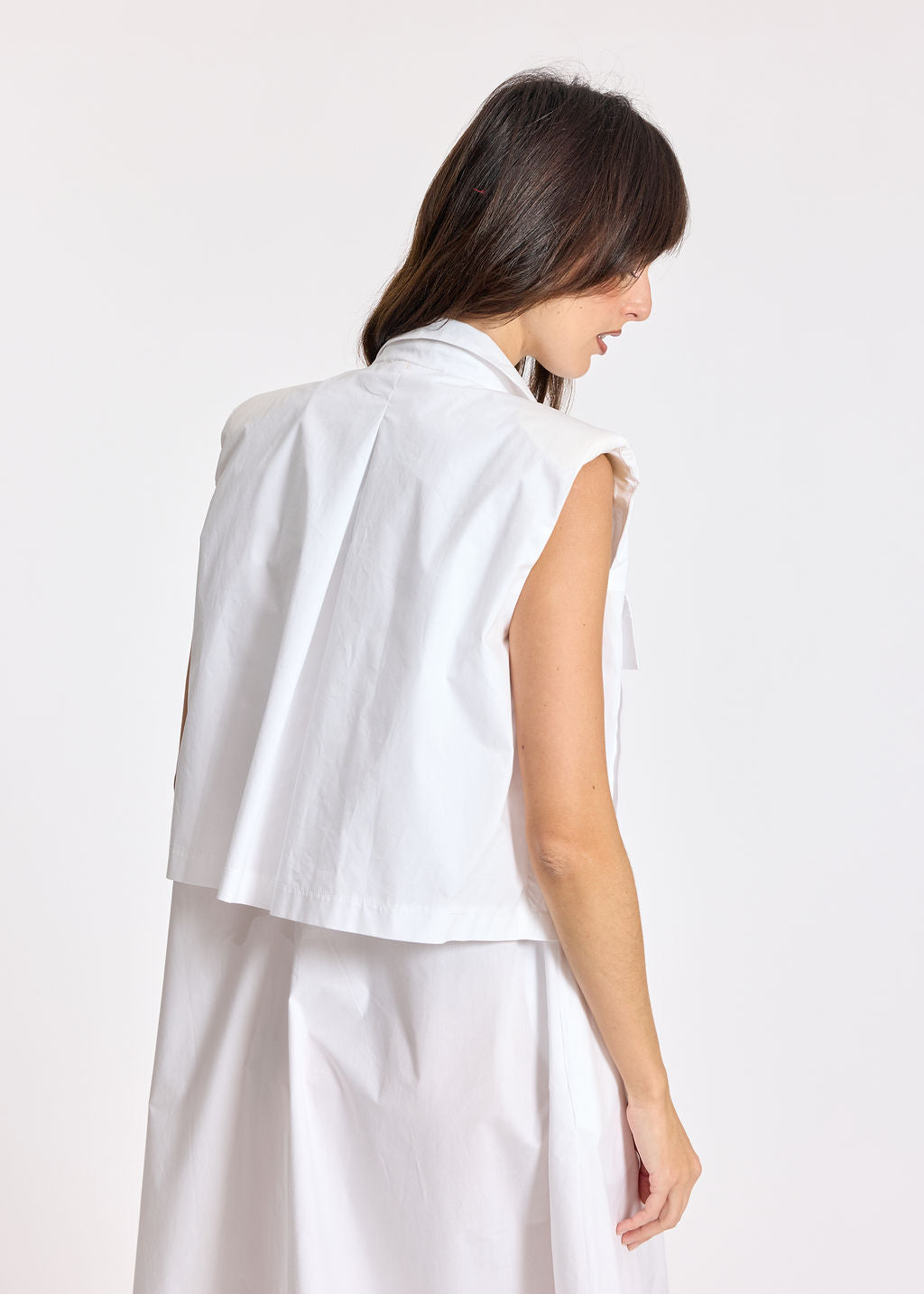 SAKI WHITE POPLIN SHORT JACKET