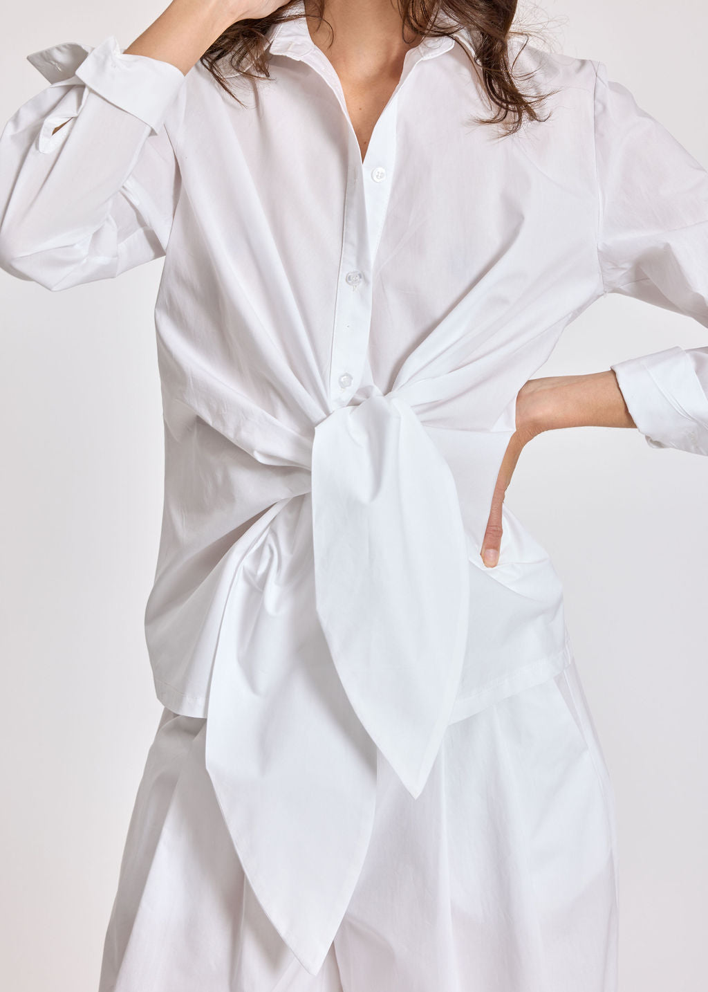 SOKA WHITE POPLIN TIED SHIRT
