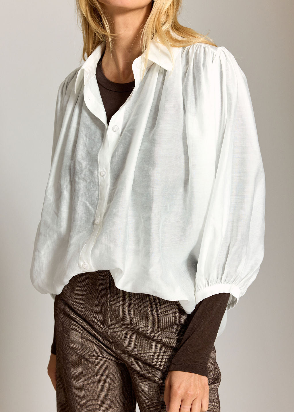 SUMI ECRU SHORT LOOSE SHIRT