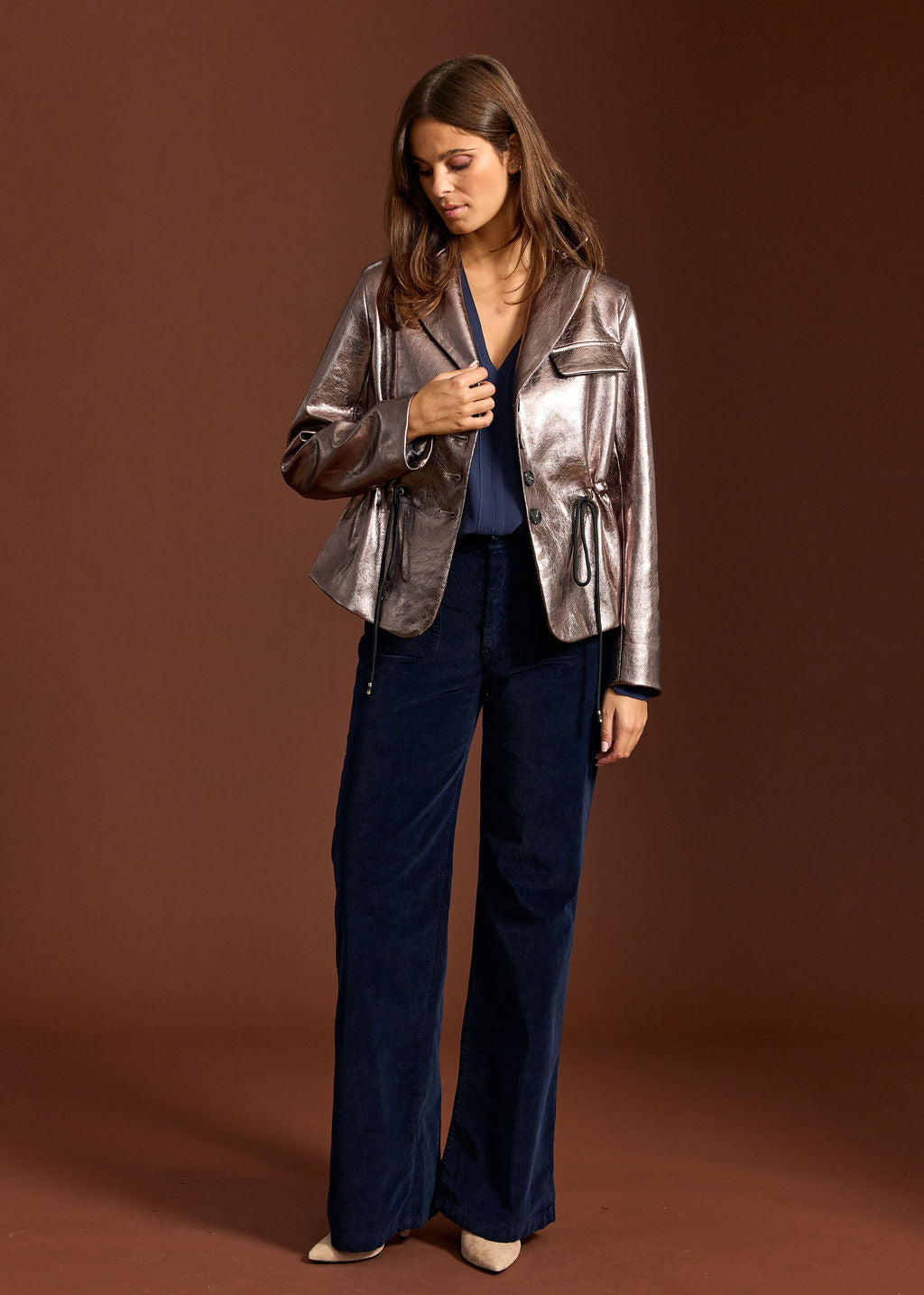 VESTE COURTE EN FAUX CUIR ALESSIA MORDORE