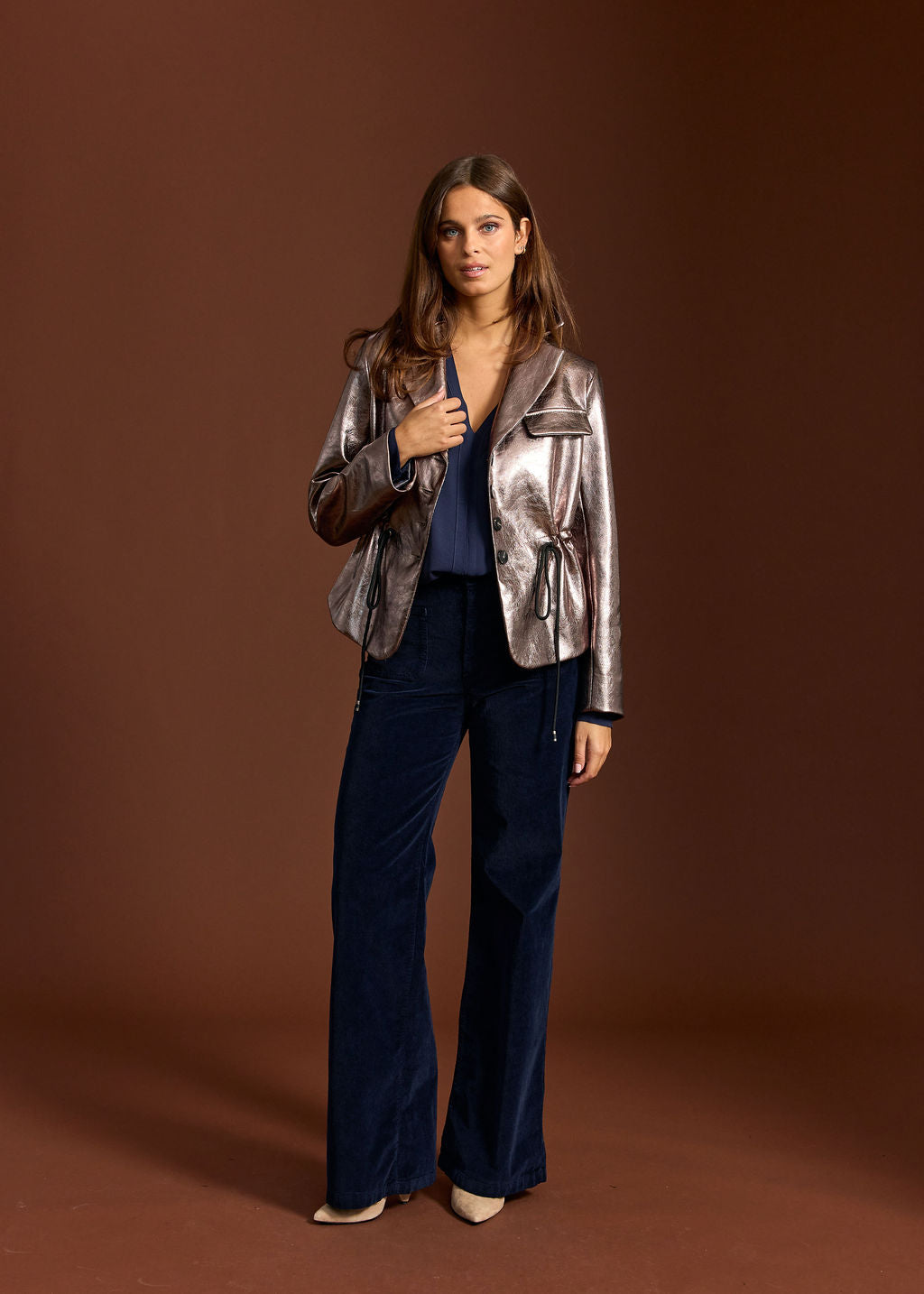 VESTE COURTE EN FAUX CUIR ALESSIA MORDORE