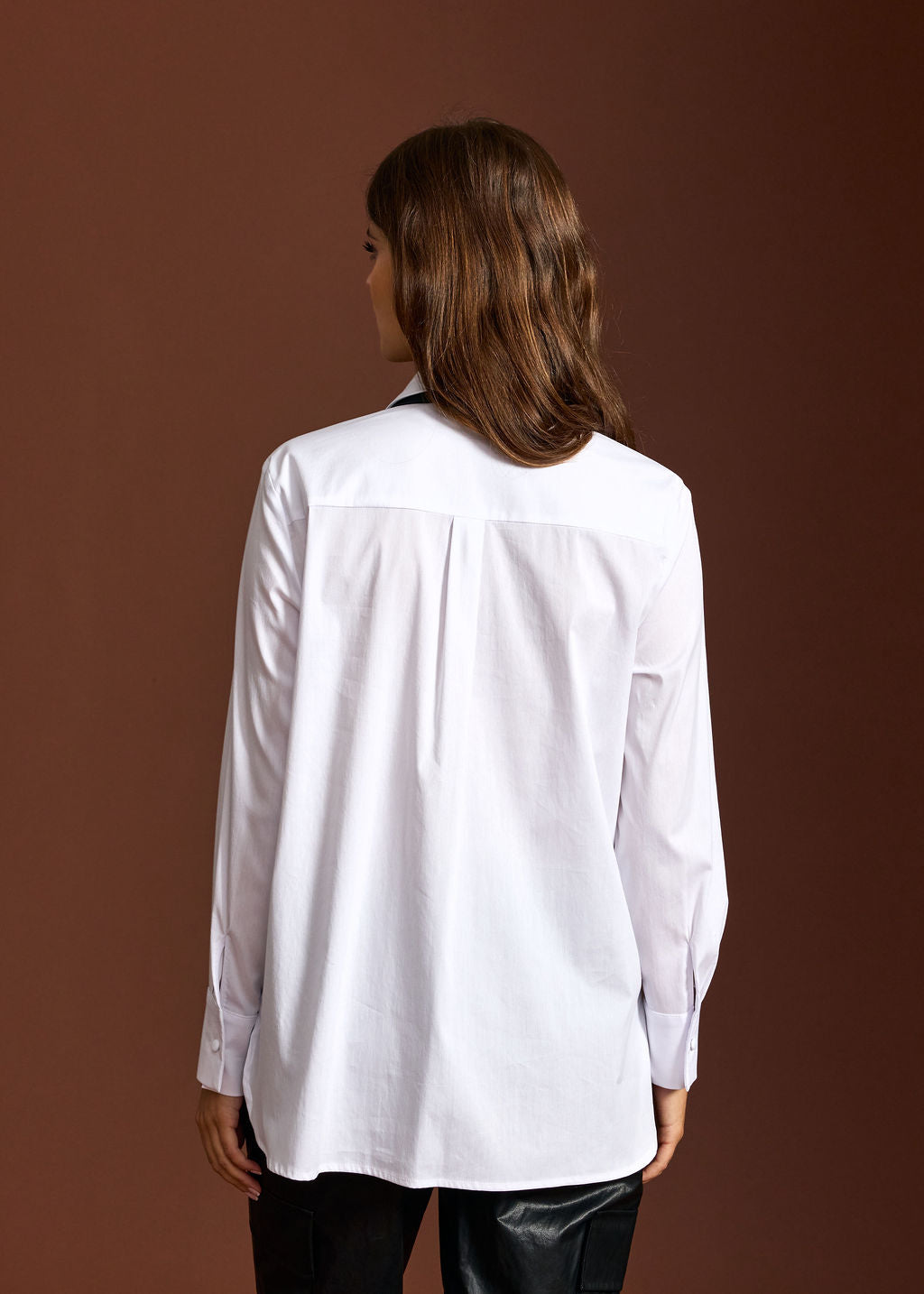 CHEMISE AVEC CRAVATE NOUÉ CECIL BLANC