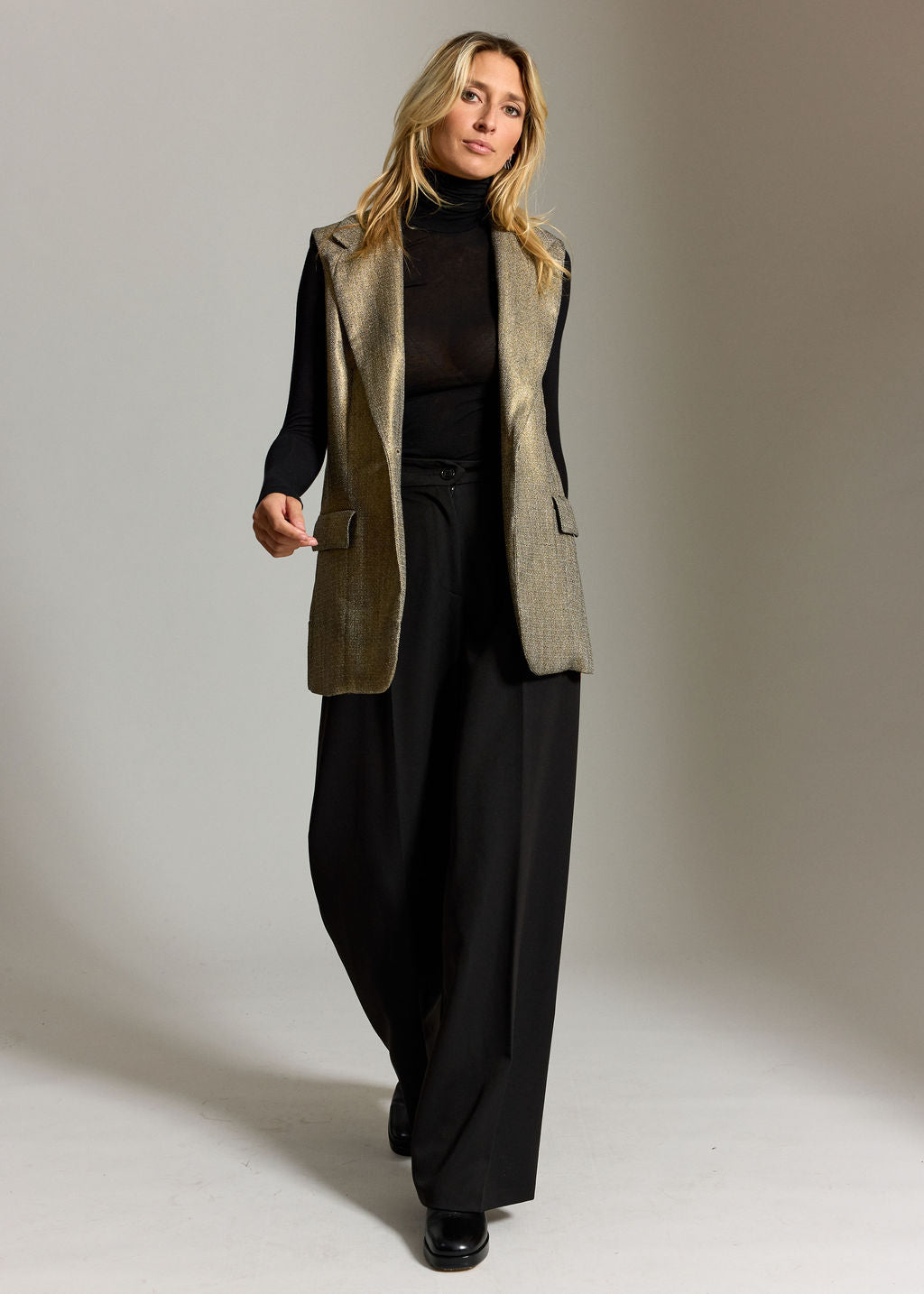 VESTE SANS MANCHES VALERIA GOLD