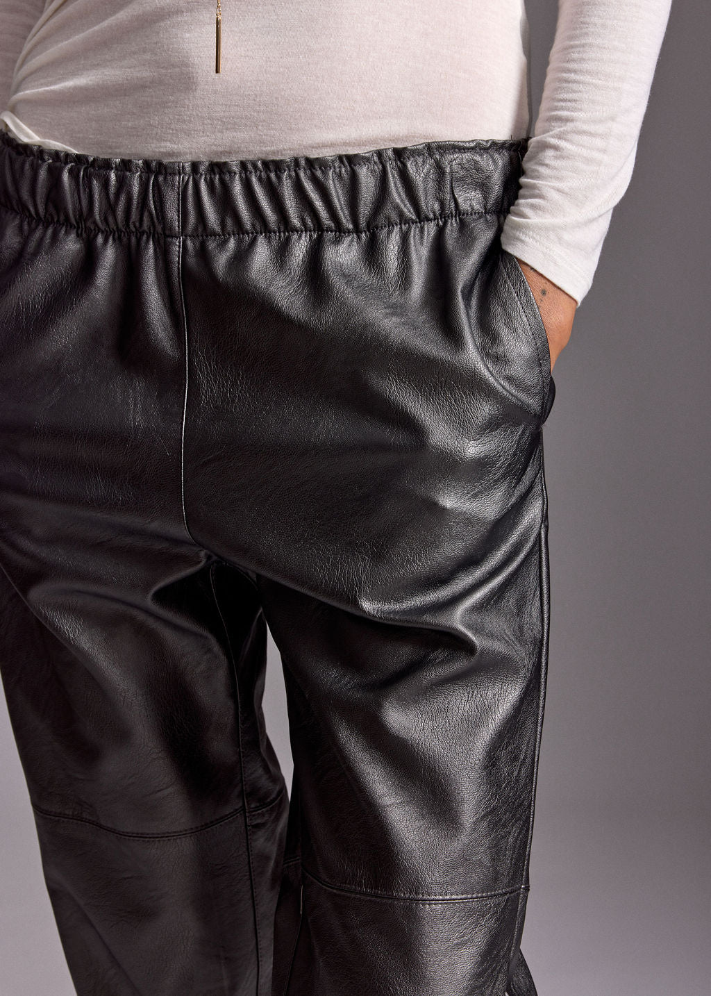 WOODY STEEL FAUX LEATHER PANTS