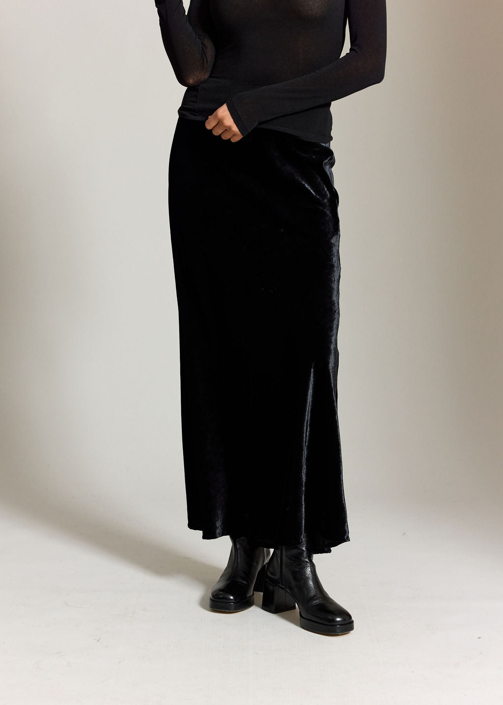 JUPE EN VELOURS JELLY NOIR