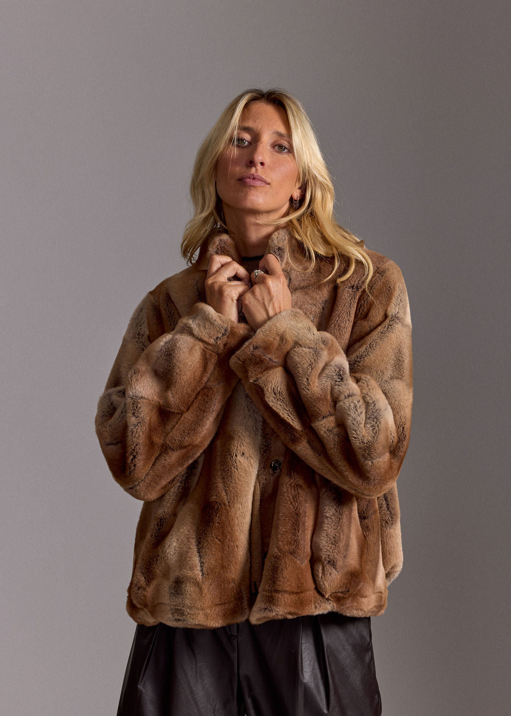 KAL CAMEL SHORT FAUX FUR JACKET