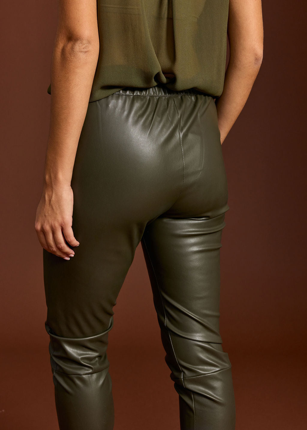 LEGGINS EN FAUX CUIR MEL BRONZE
