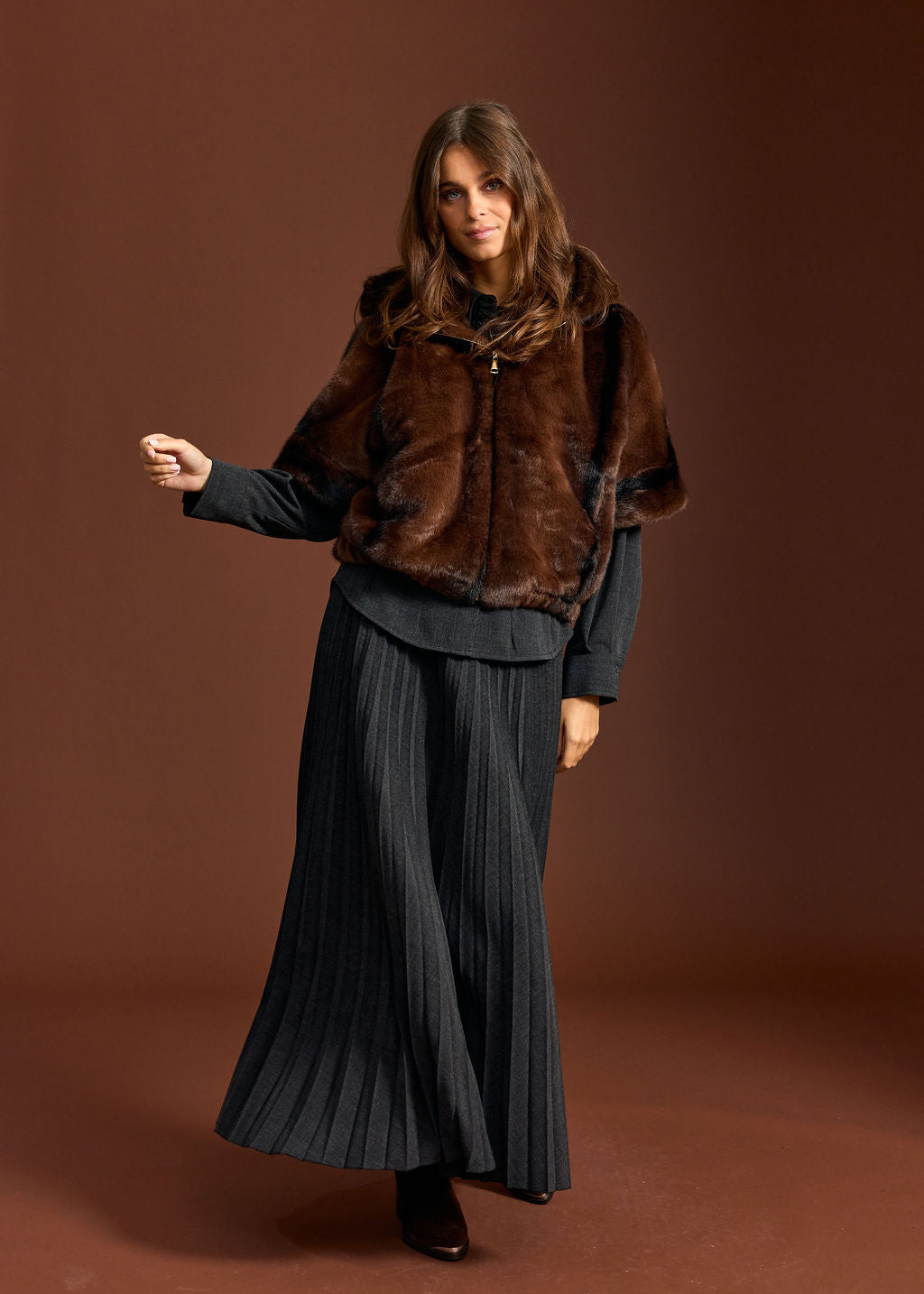 MOLLI CAFE SHORT FAUX FUR JACKET