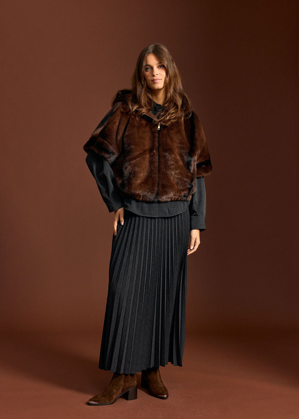 MOLLI CAFE SHORT FAUX FUR JACKET