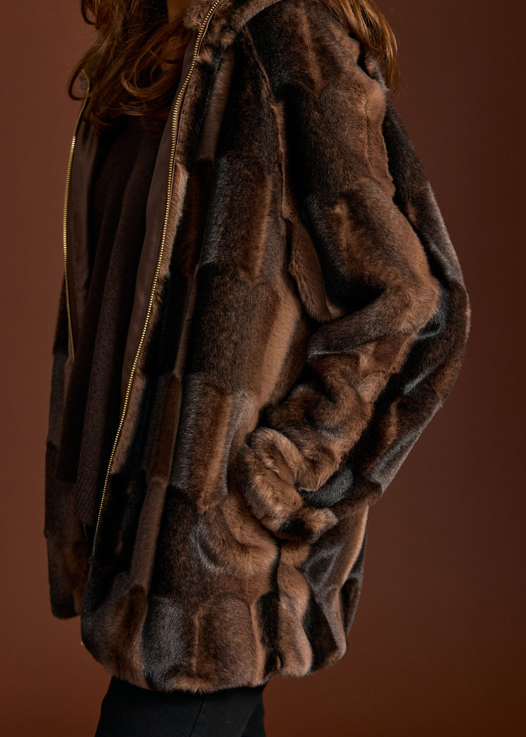 VESTE A CAPUCHE EN FAUSSE FOURRURE POLKI CAFE