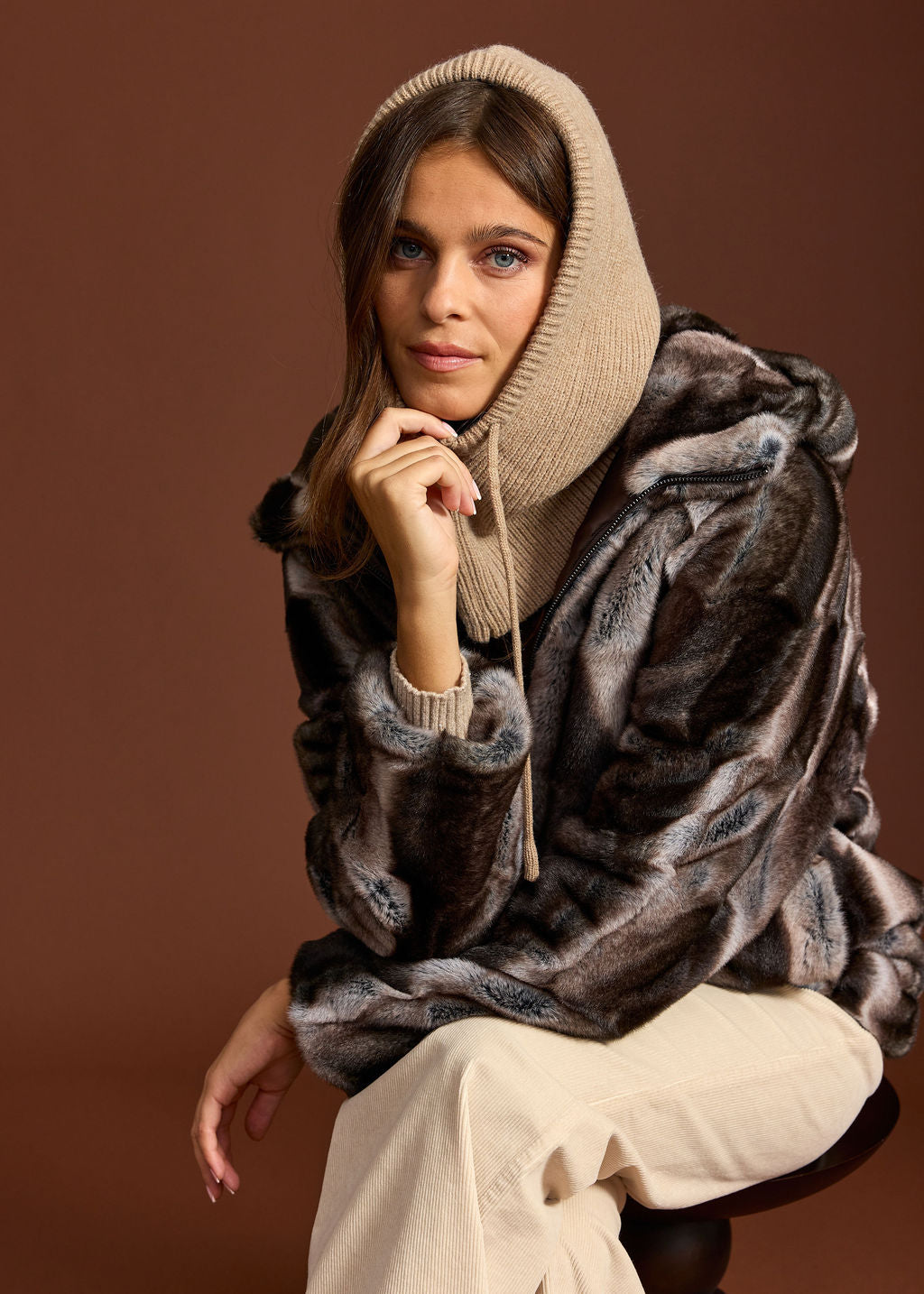 POLKI GREY FAUX FUR HOODED JACKET