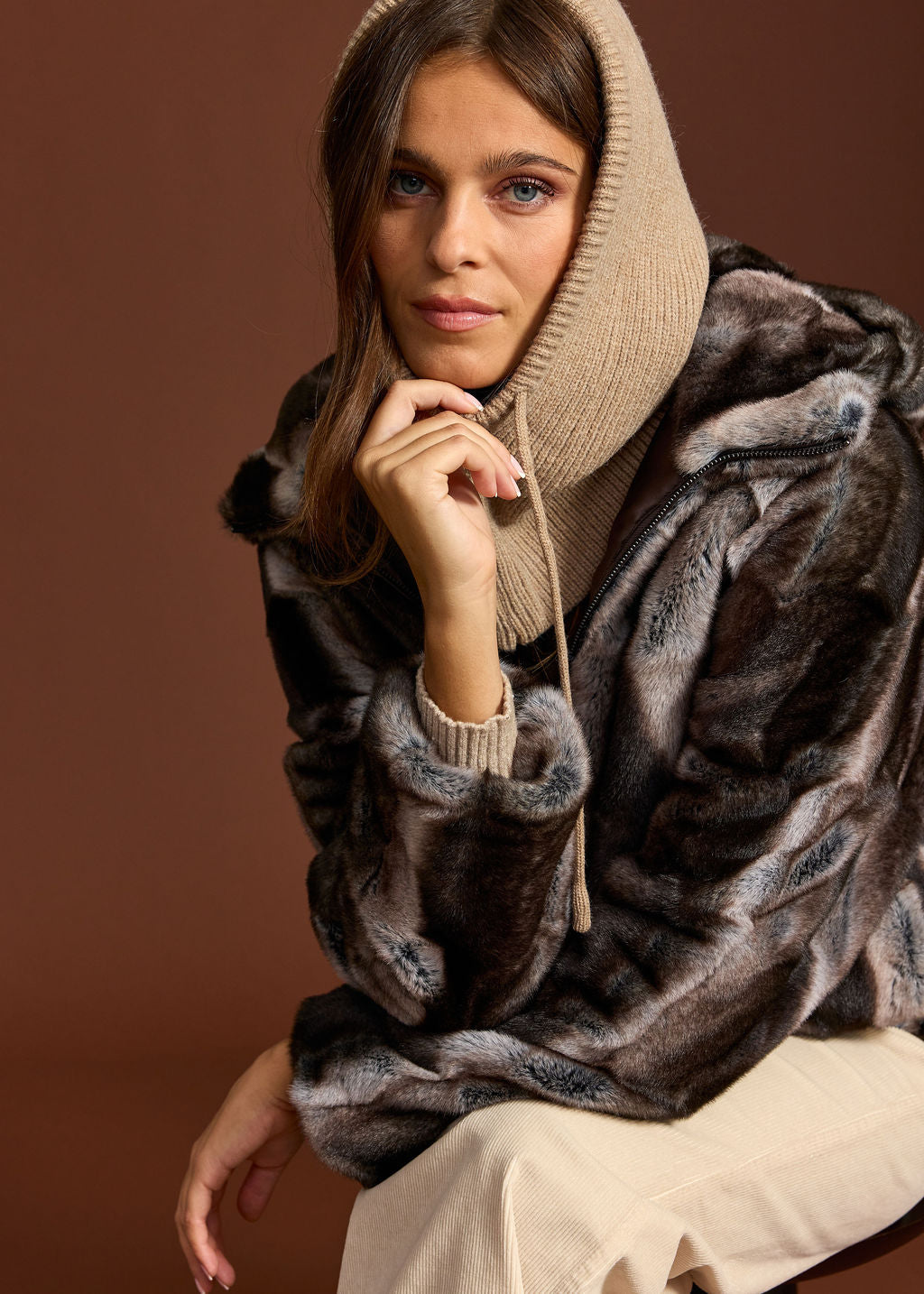 POLKI GREY FAUX FUR HOODED JACKET