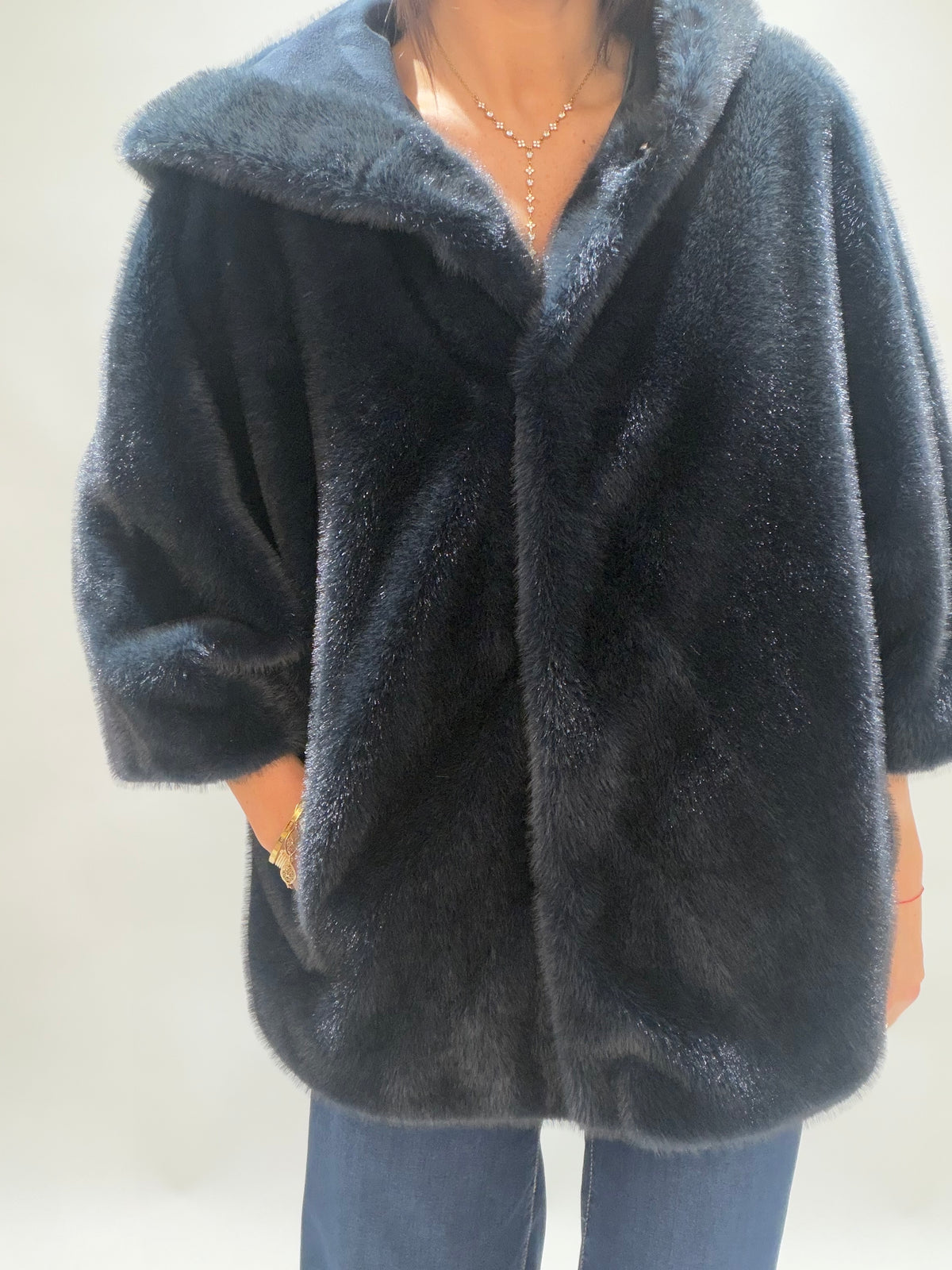 VESTE CAPUCHE EN FAUSSE FOURRURE SOFIA NUIT