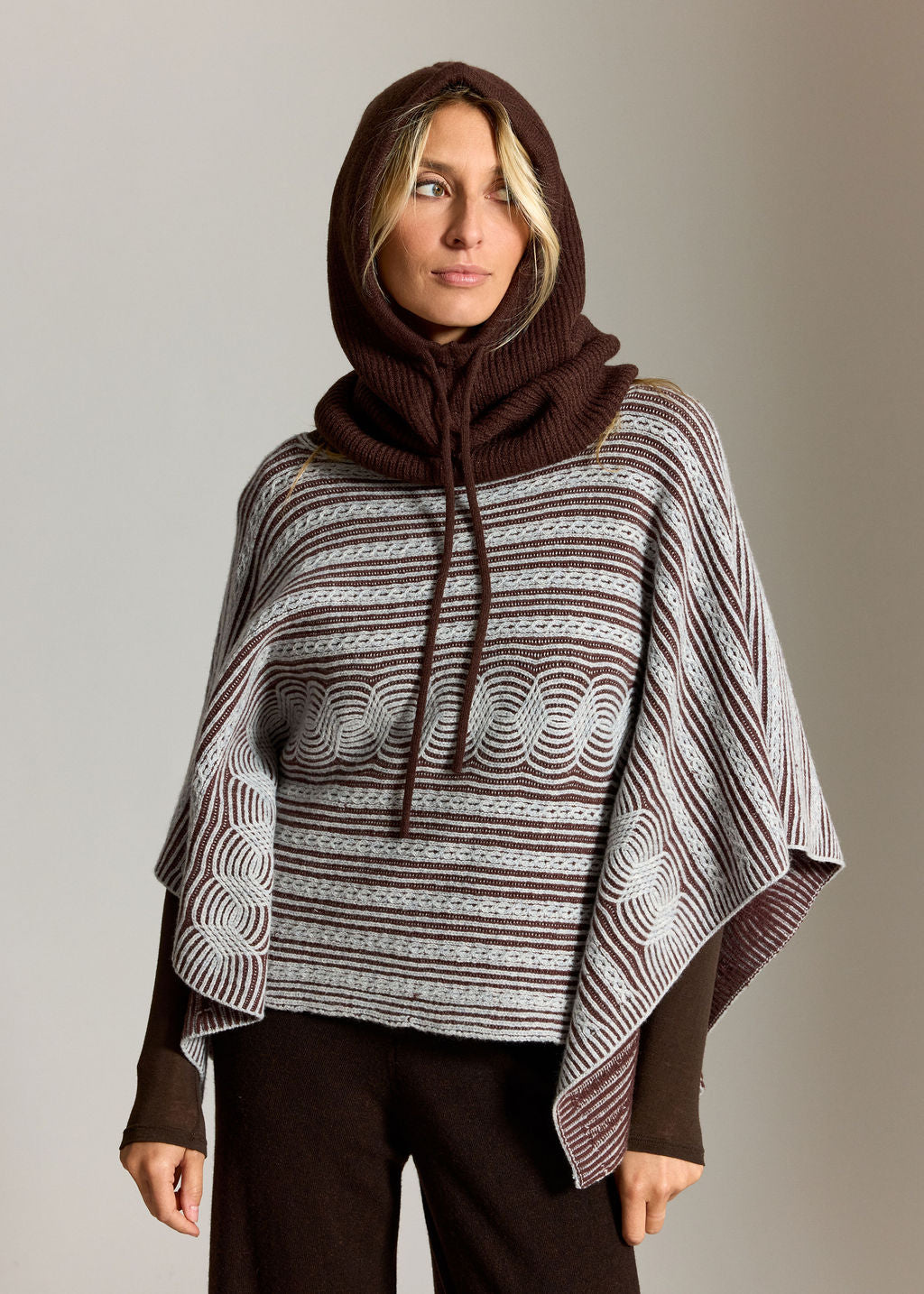 PONCHO TORSADÉ BICOLORE BRANDY GREY