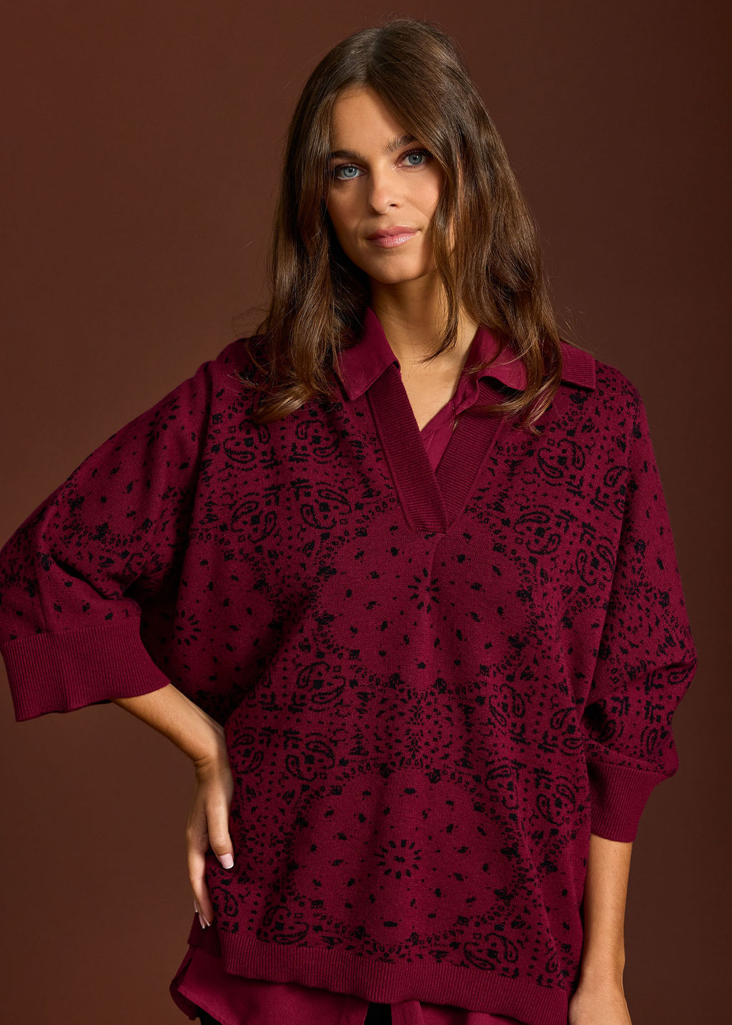 SOKA BURGUNDI BANDANA SWEATER