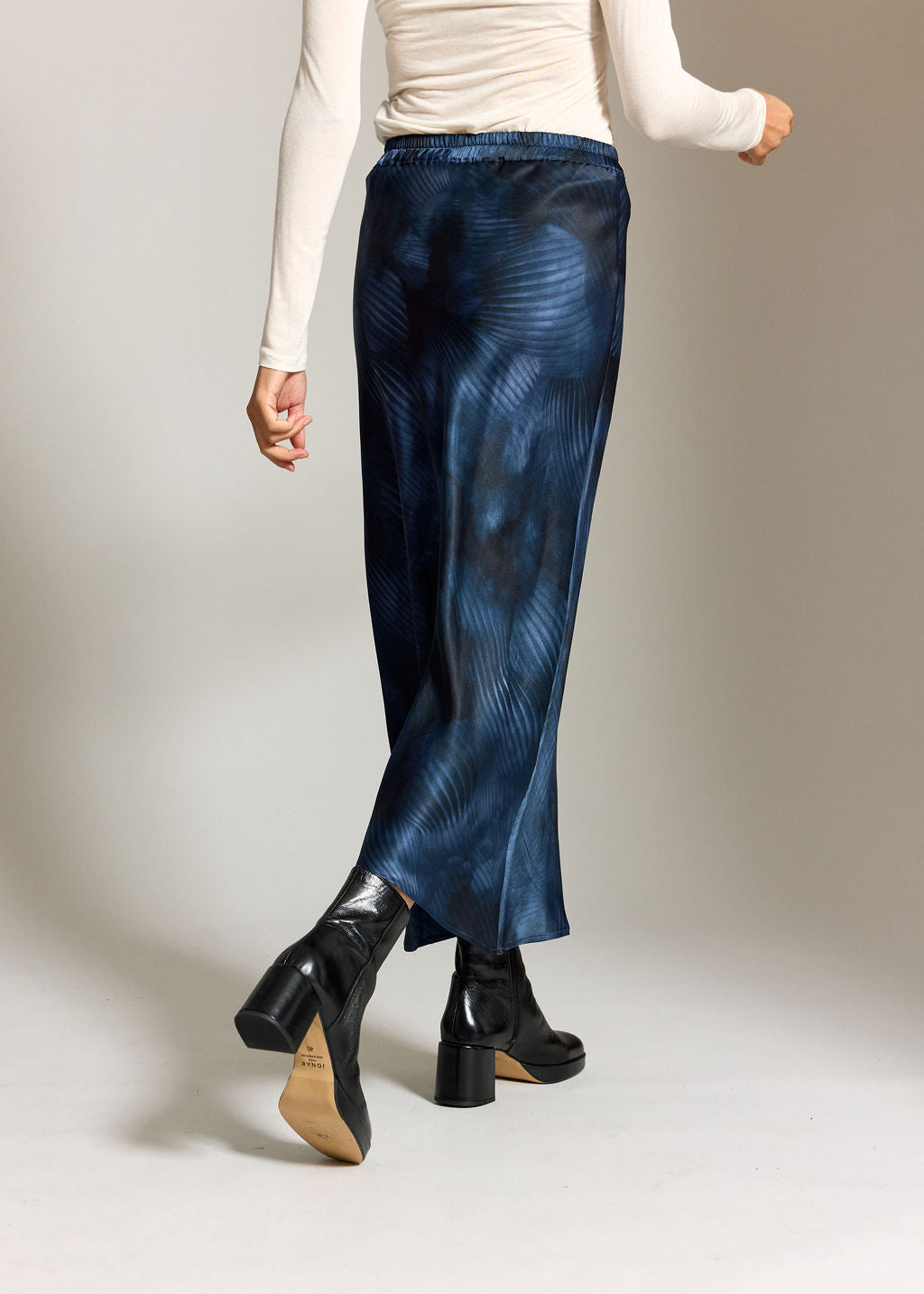 JUPE VISCOSE / SOIE JANE LUNE