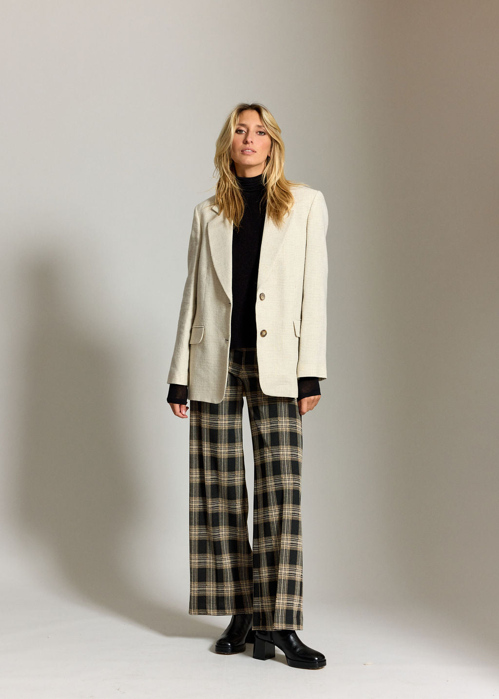 VESTE VELKA GREGE