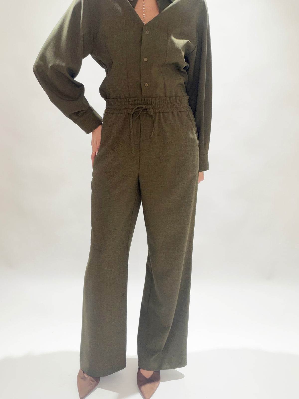PANTALON DROIT FLUIDE THEA GREEN