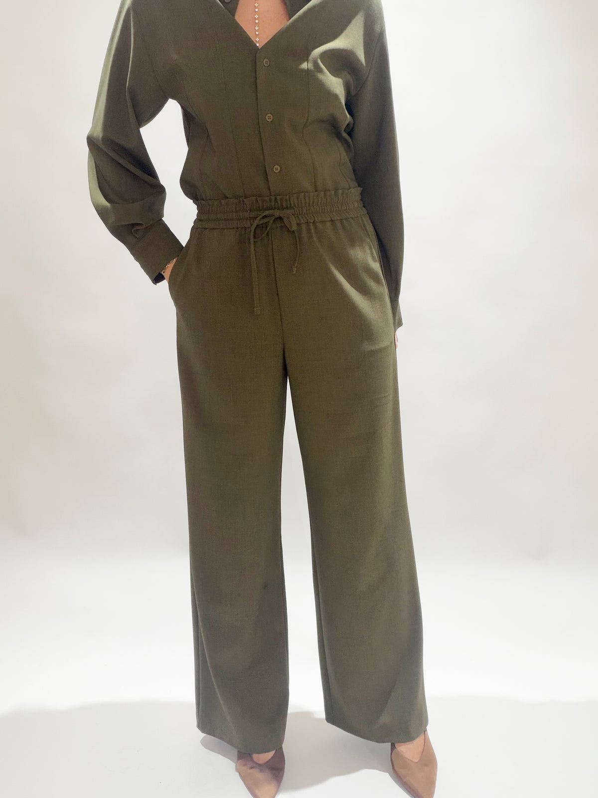 PANTALON DROIT FLUIDE THEA GREEN