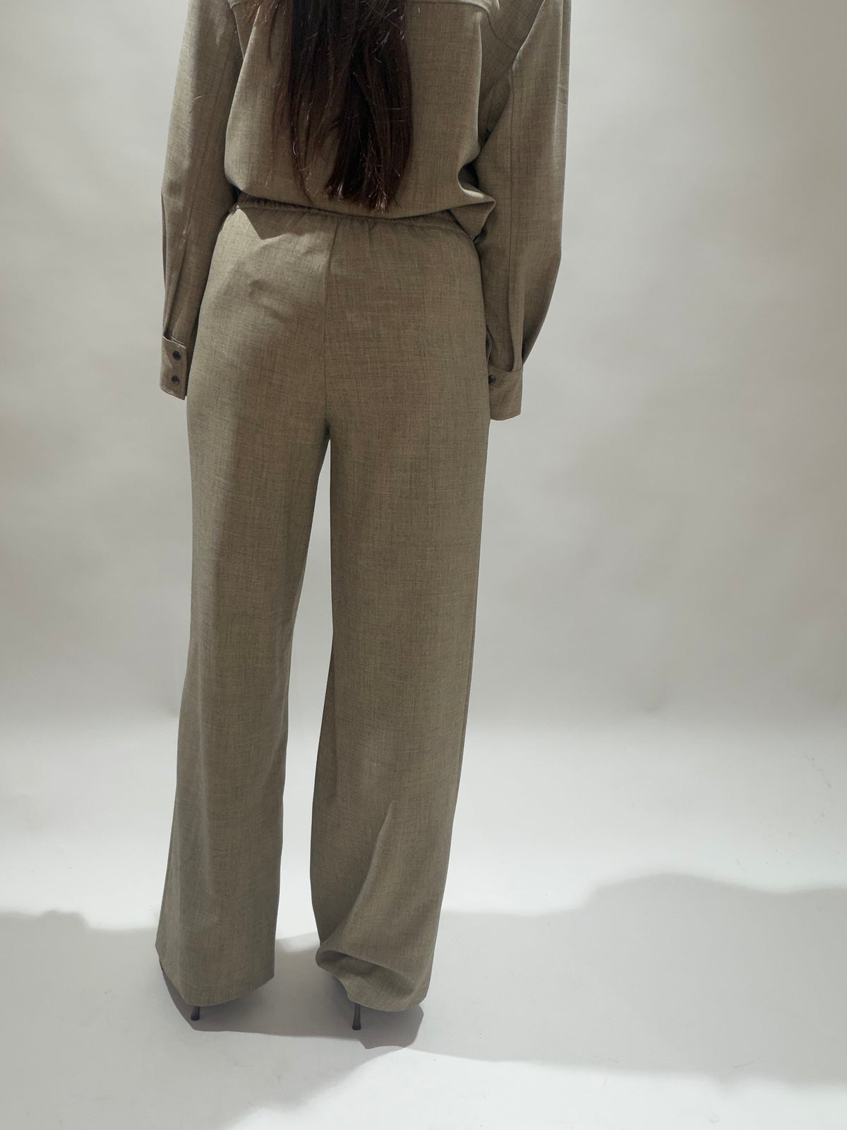PANTALON DROIT FLUIDE THEA LAITON