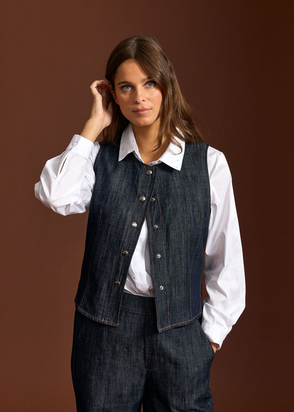 AMI DENIM SLEEVELESS DENIM VEST