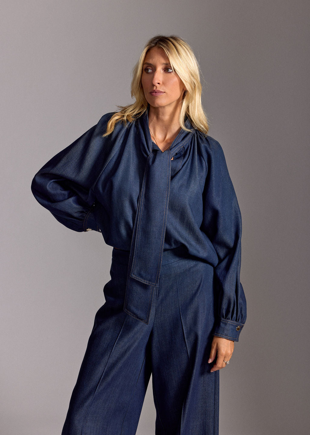 CHEMISE À LAVALLIÈRE EN LYOCELL DENIM LOLI