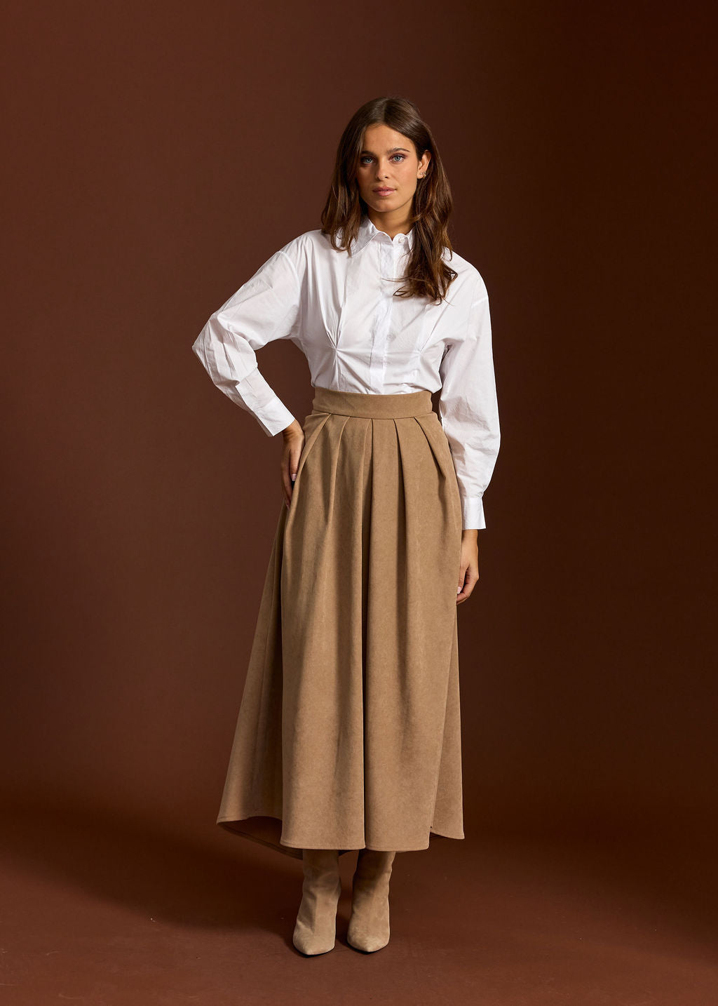JUPE AMPLE EN SUEDINE OLIVIA BEIGE