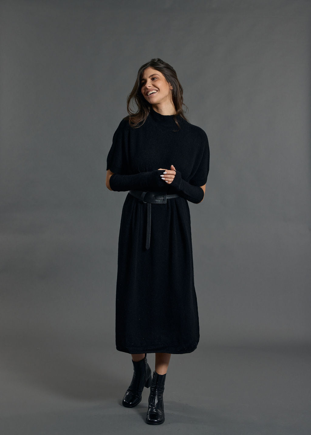 ROBE LONGUE EN LAINE NUMA NOIR