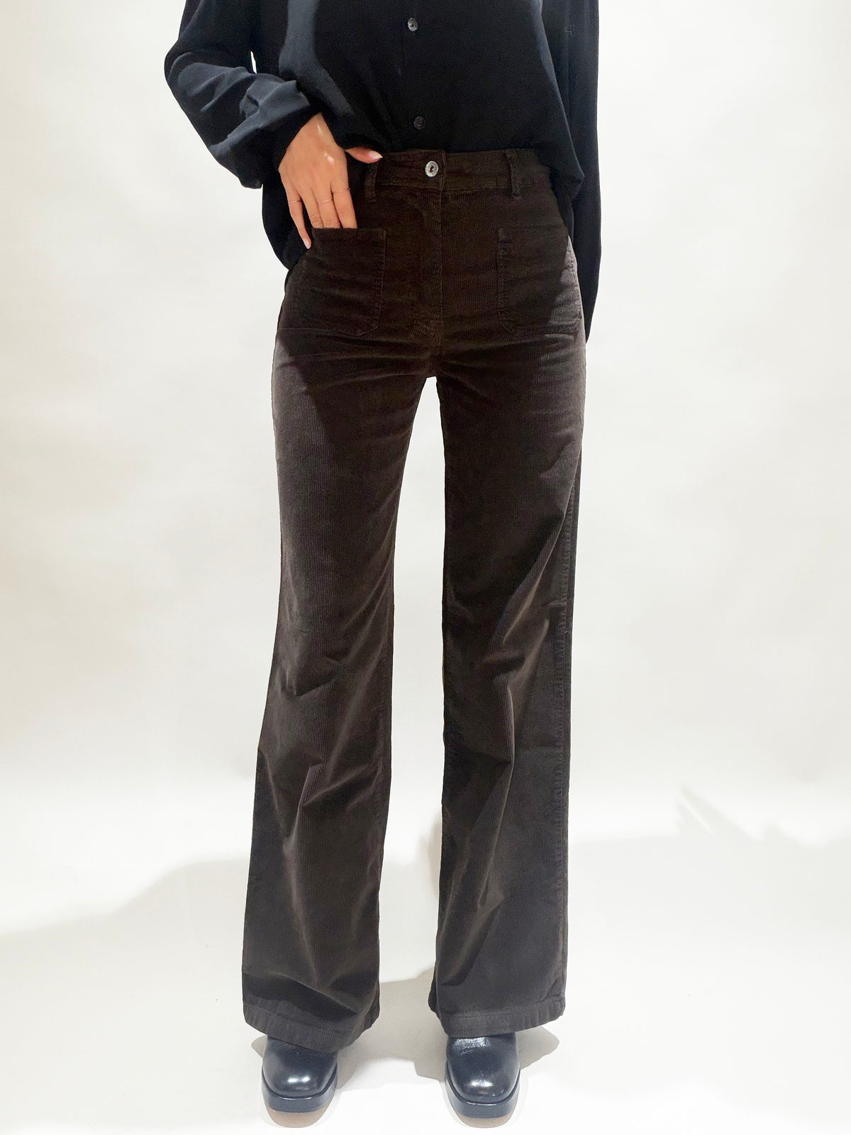 PANTALON FLARE EN VELOURS COTELÉ ROYO CAFE