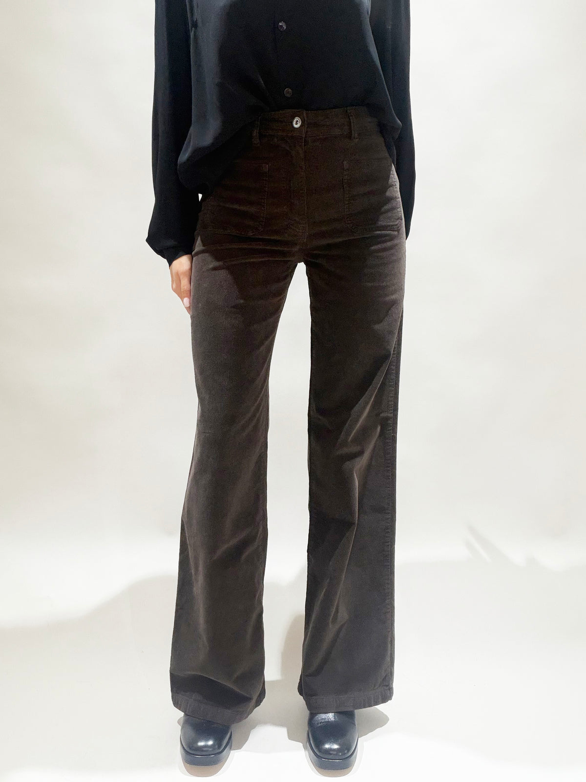 PANTALON FLARE EN VELOURS COTELÉ ROYO CAFE