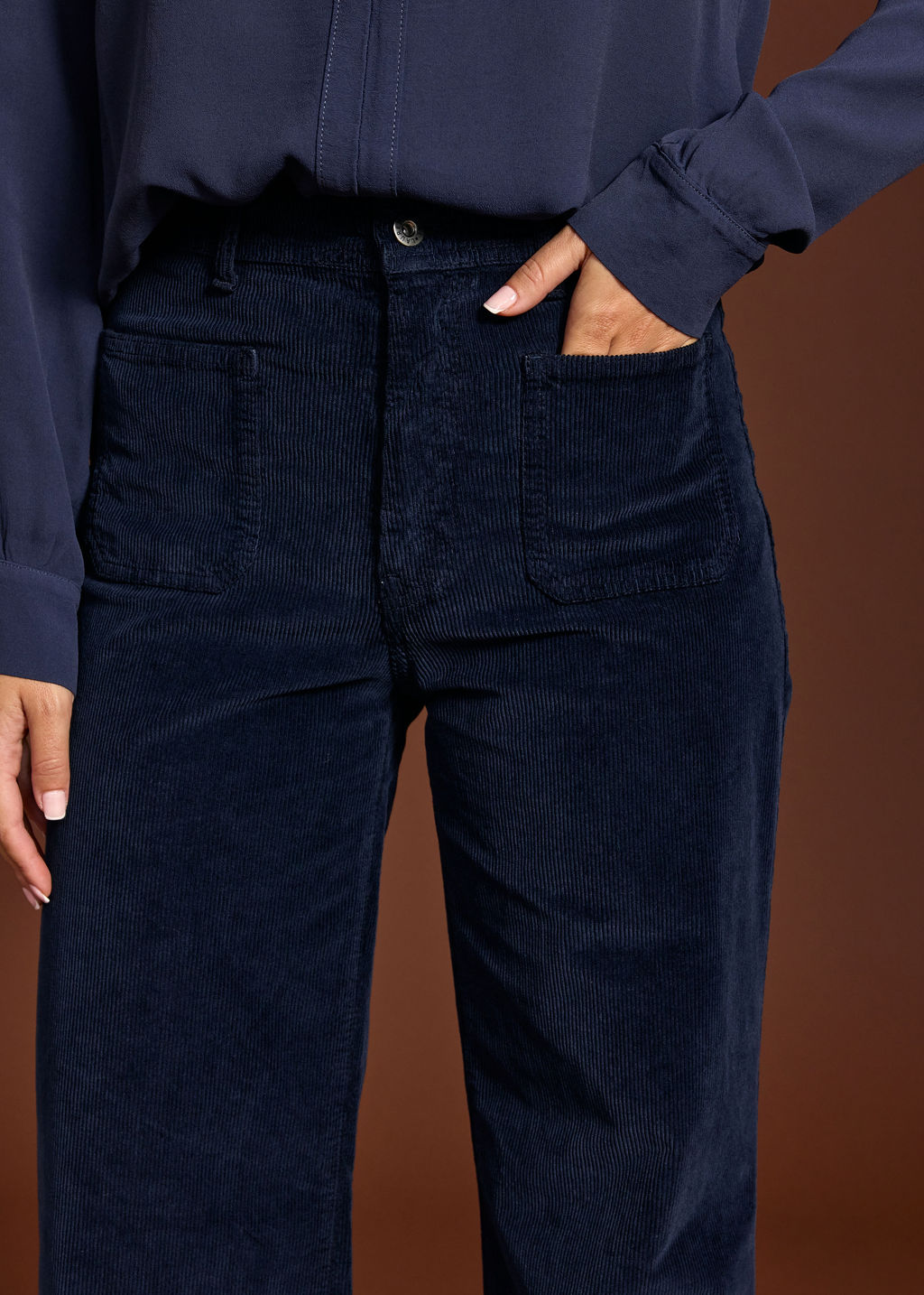 PANTALON FLARE EN VELOURS COTELÉ ROYO NUIT