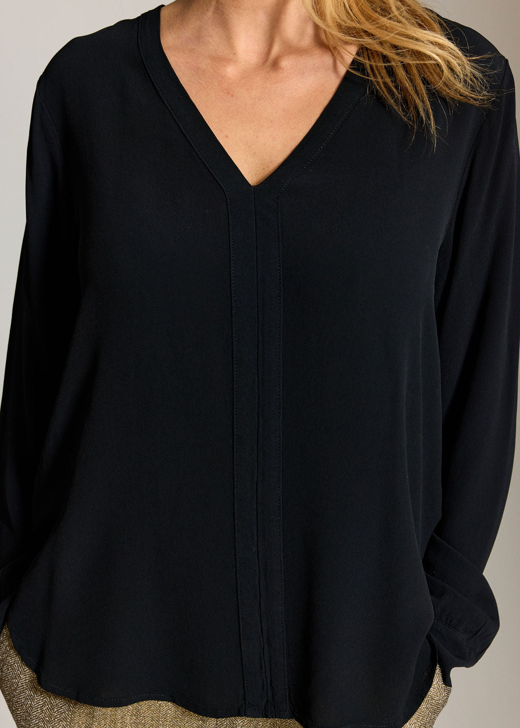 CHEMISE DROITE COL V PAOLA NOIR