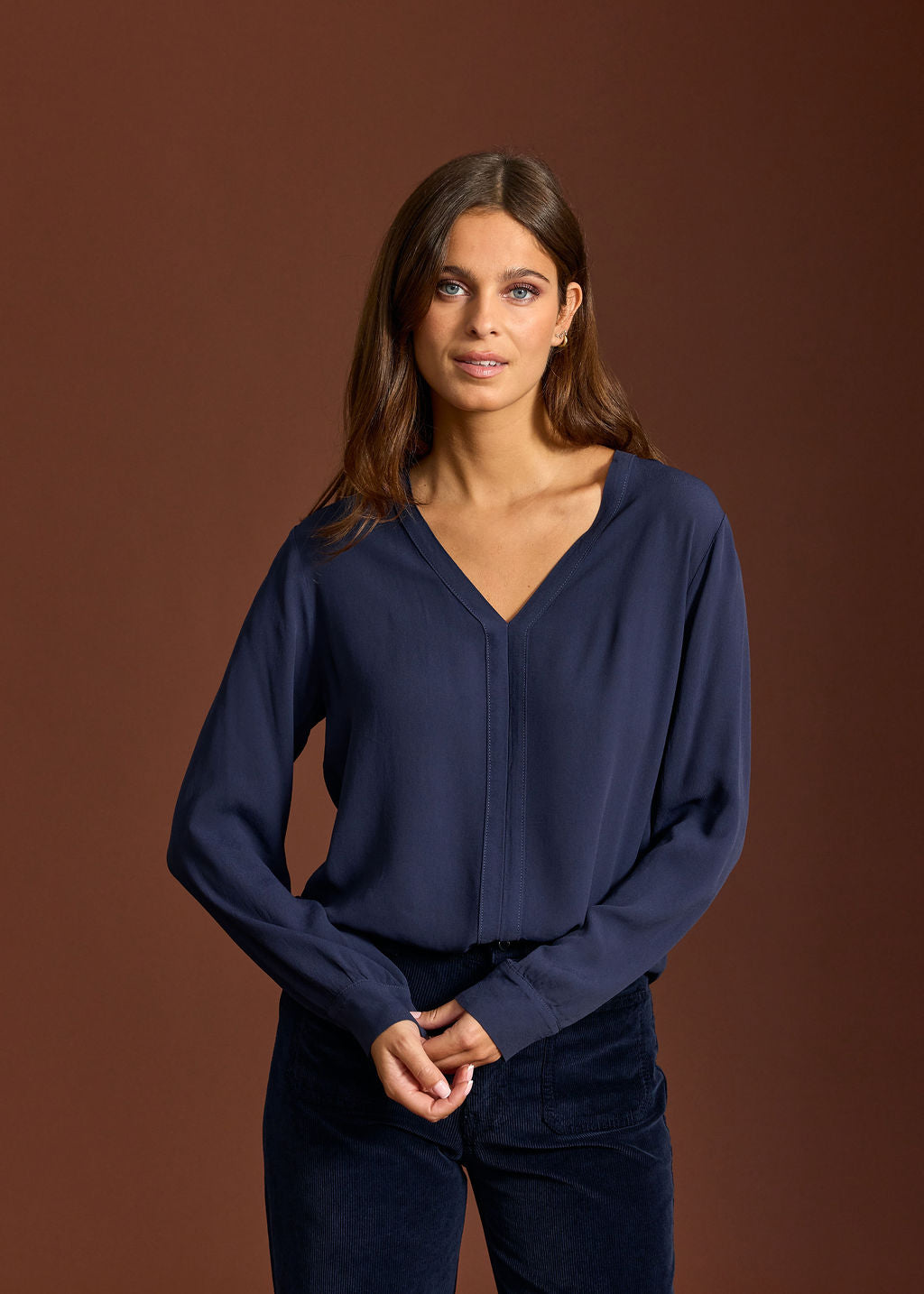 CHEMISE DROITE COL V PAOLA NUIT