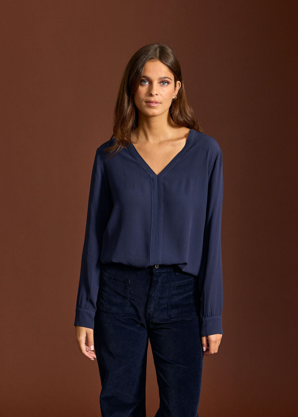 CHEMISE DROITE COL V PAOLA NUIT