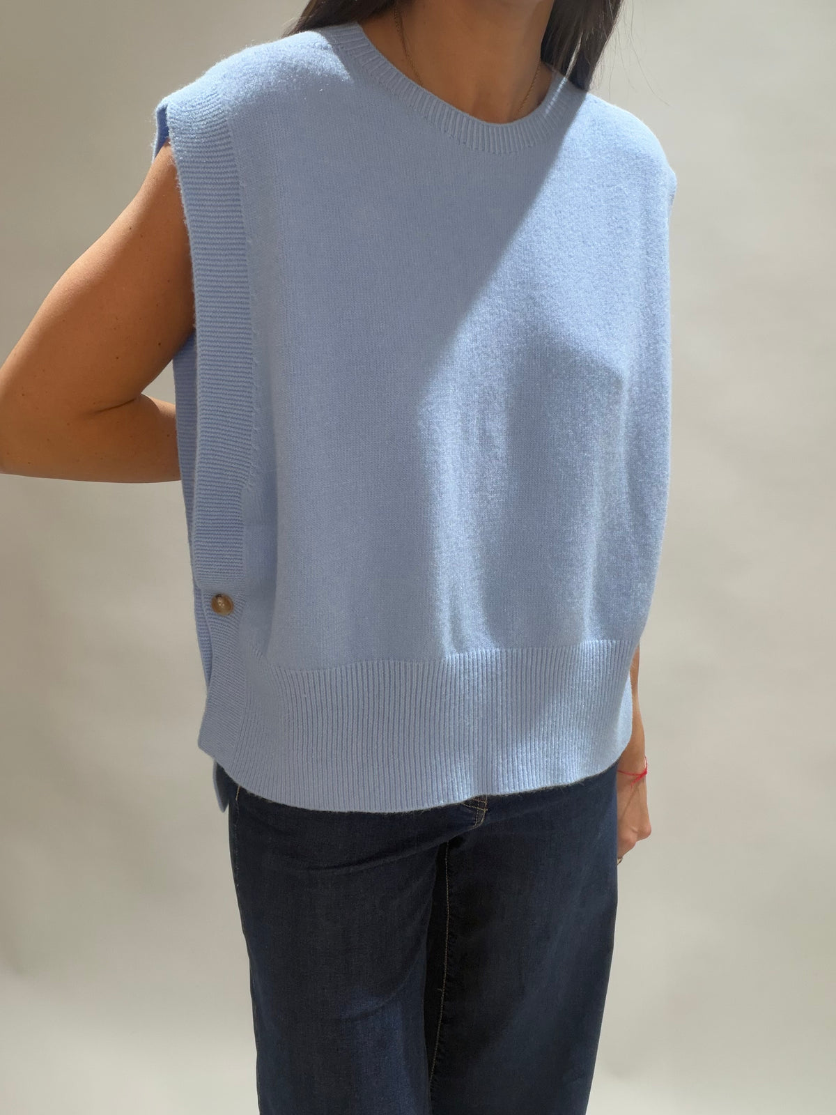 PULL SANS MANCHES MARCIA CIEL