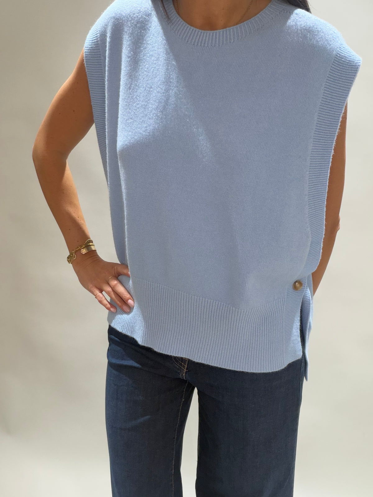 PULL SANS MANCHES MARCIA CIEL